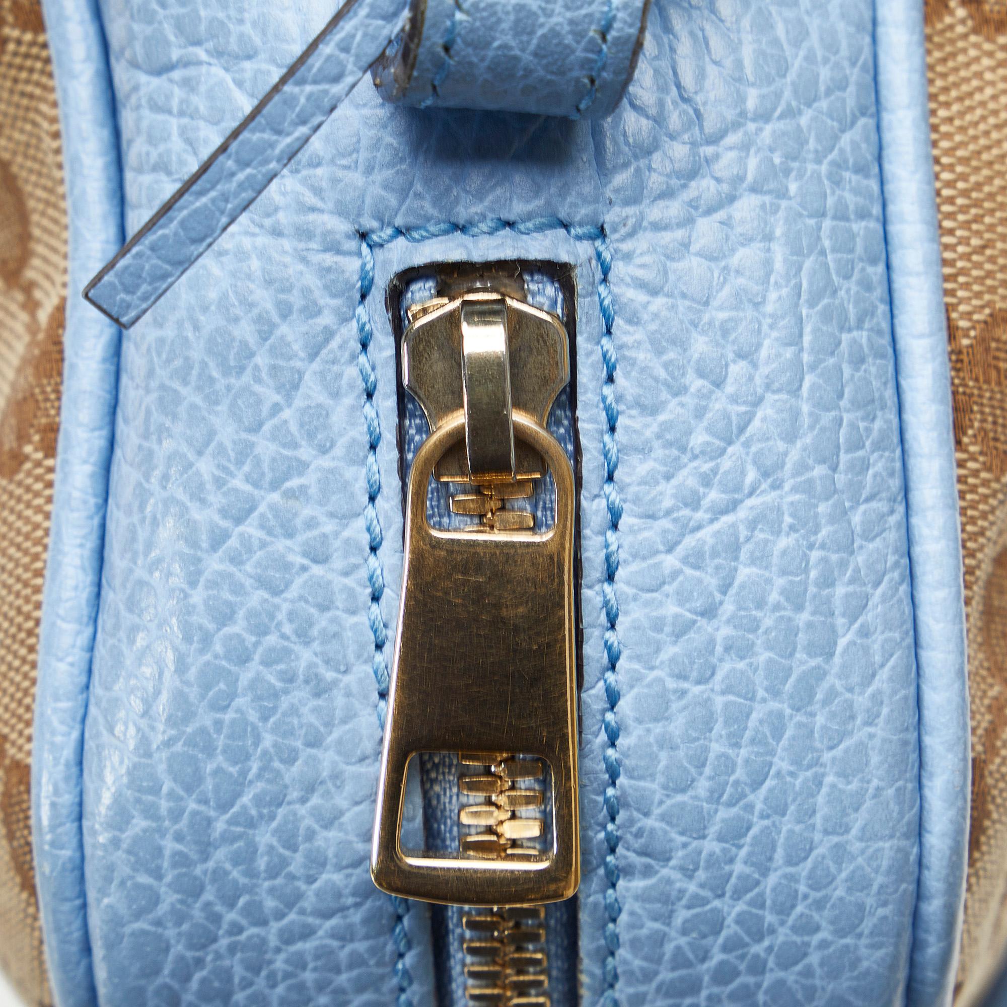 Gucci GG Canvas Bree Crossbody Bag (SHG-hyTvVP)