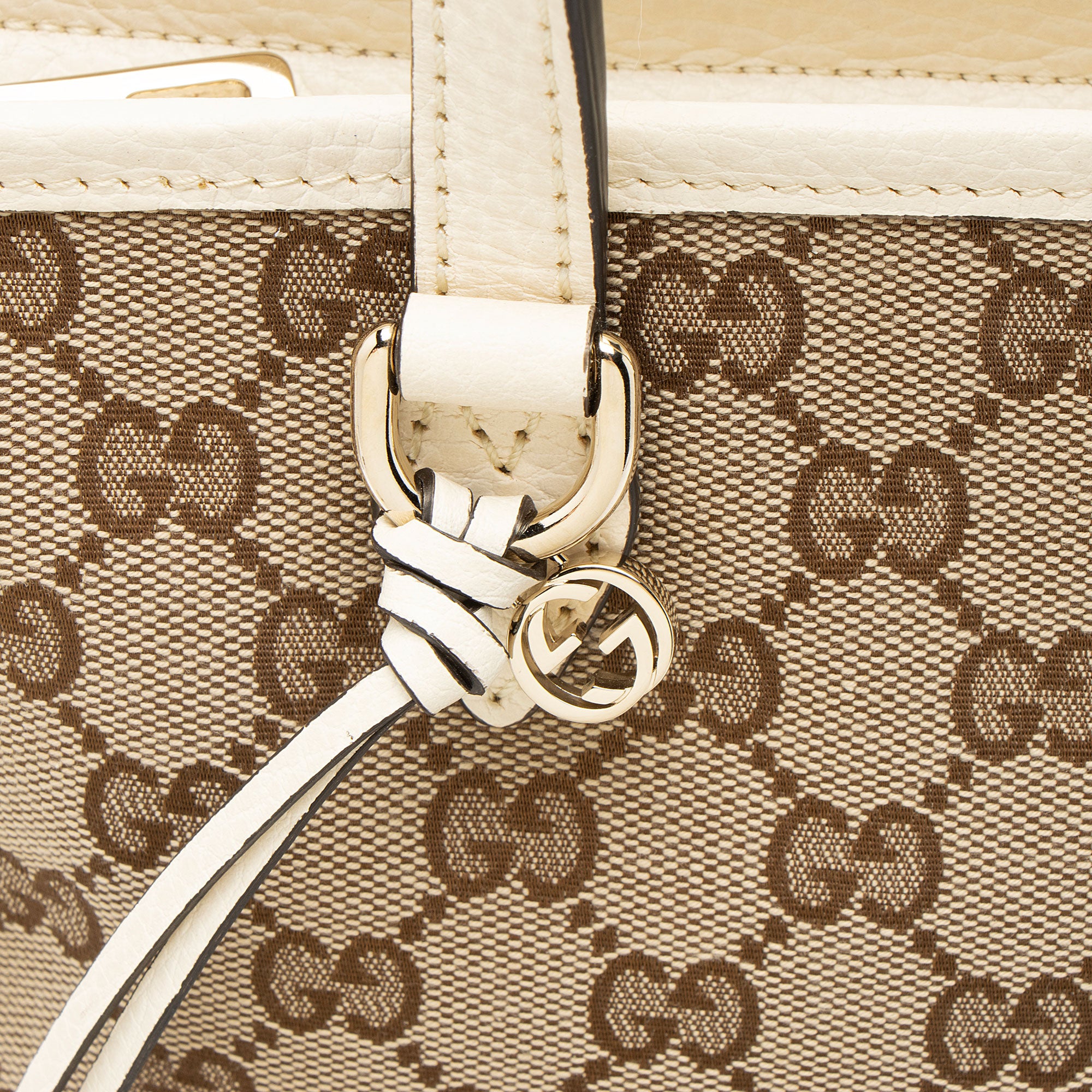 Gucci GG Canvas Bree Small Tote