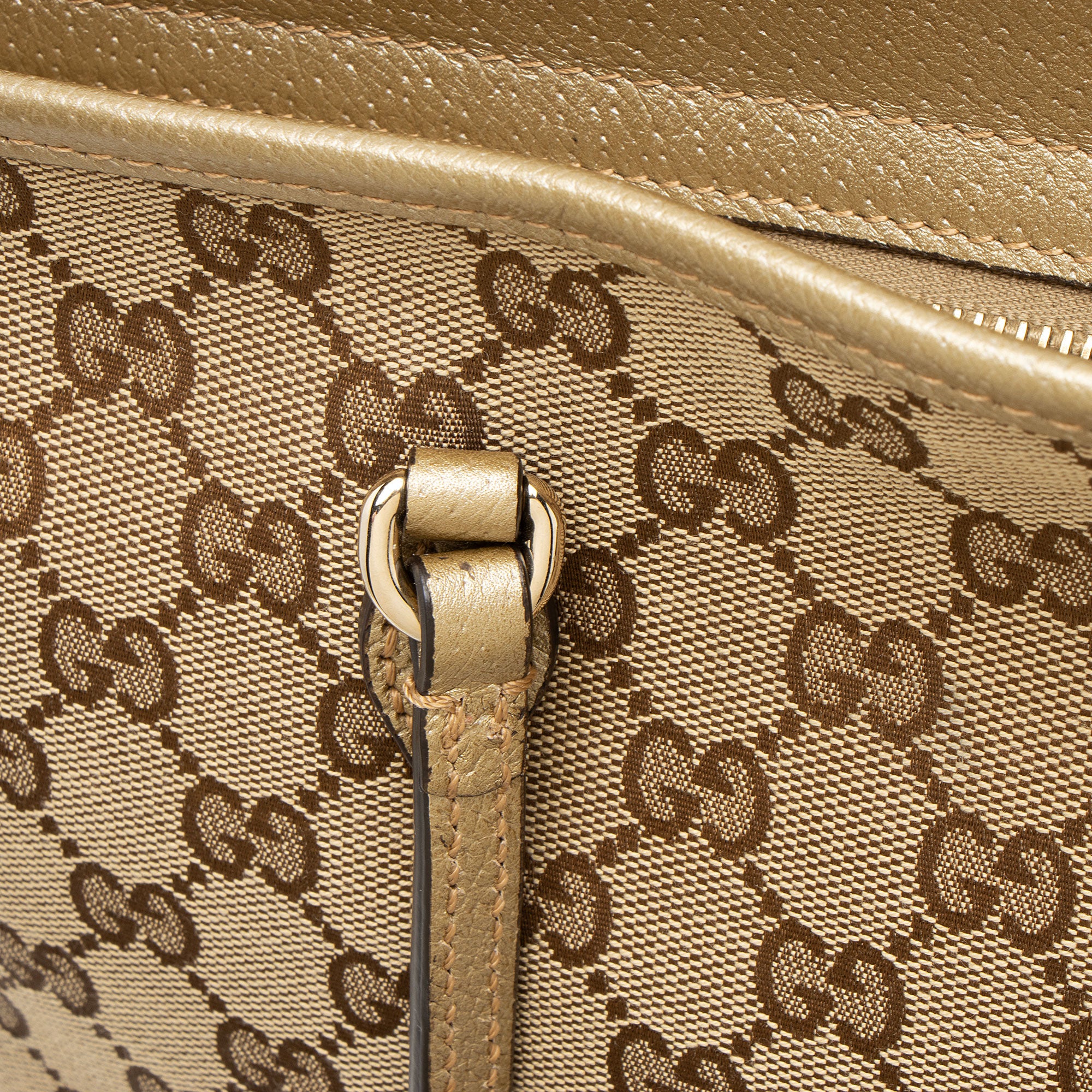 Gucci GG Canvas Bree Medium Tote