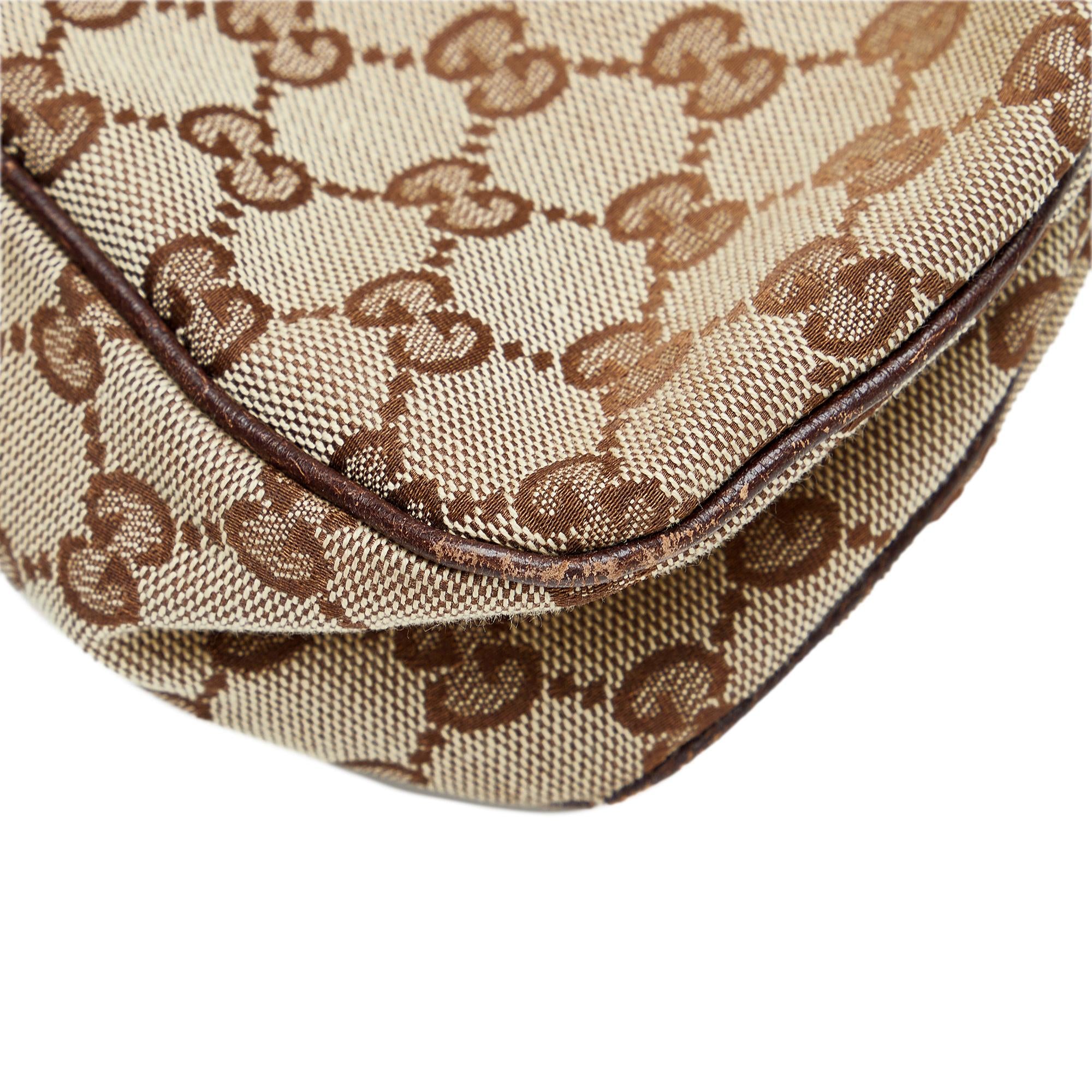 Gucci GG Canvas Charmy Shoulder Bag (SHG-GeAMUI)