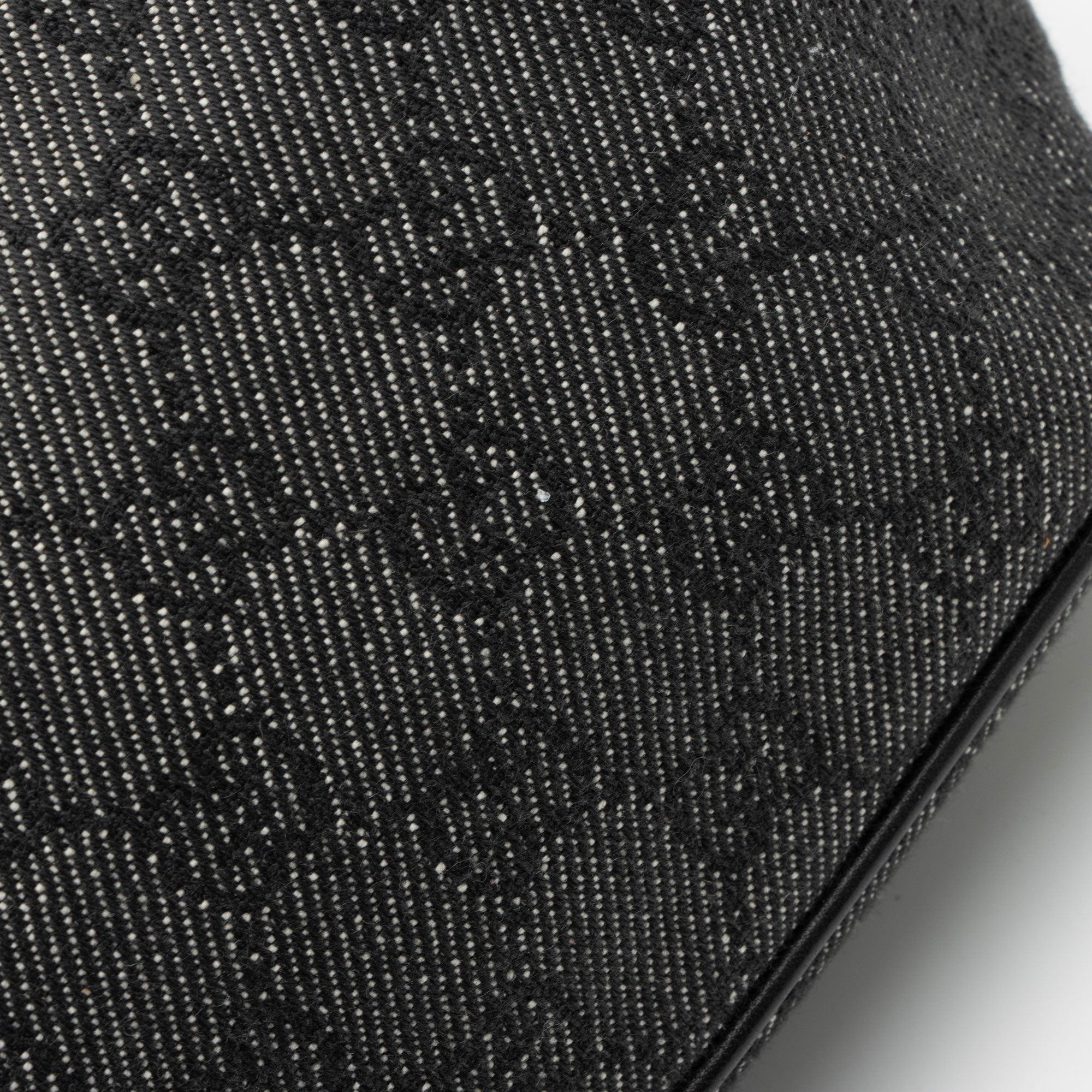 Gucci GG Canvas Classic Pochette (SHF-op4Oel)