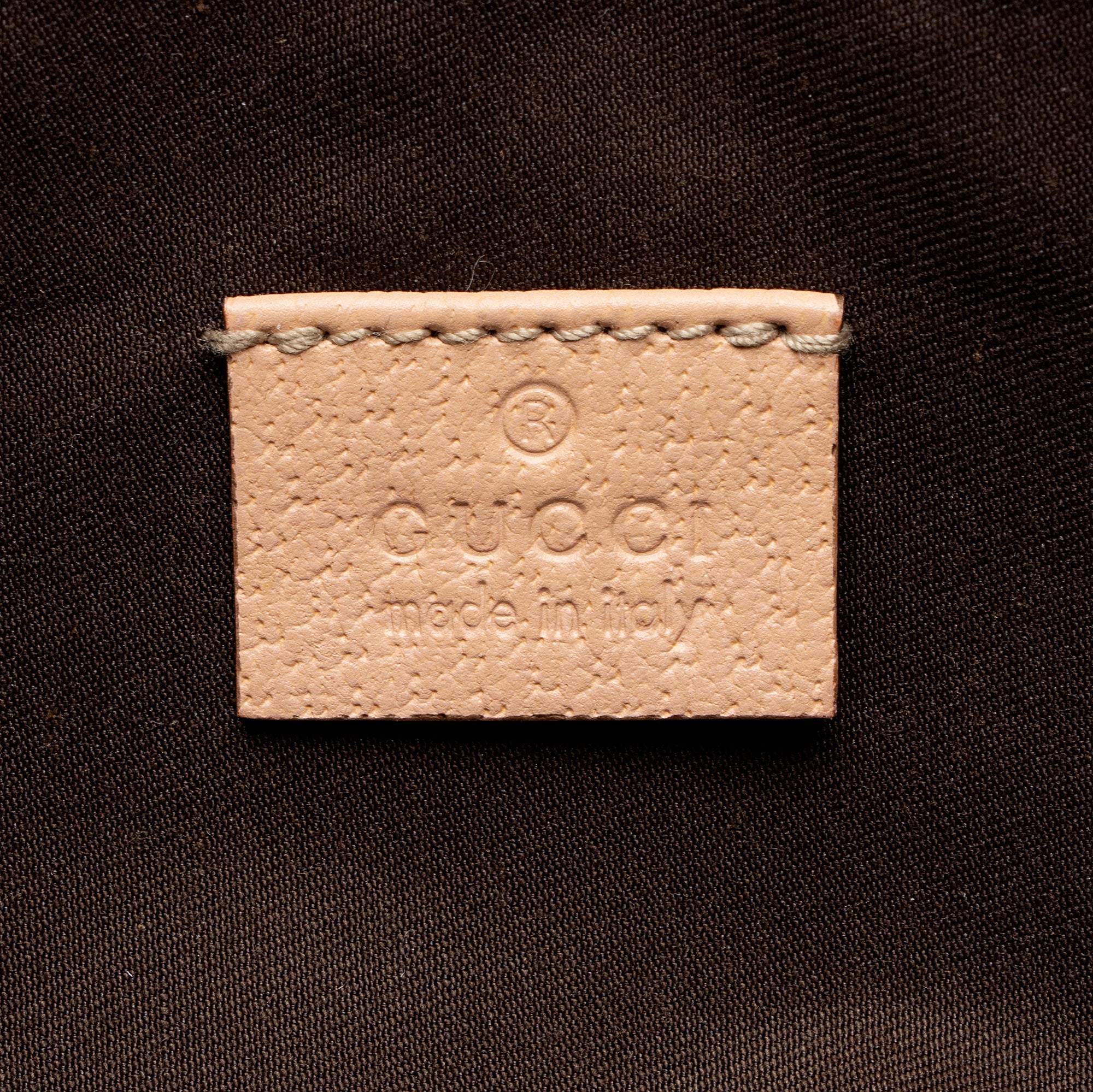 Gucci GG Canvas Classic Pochette