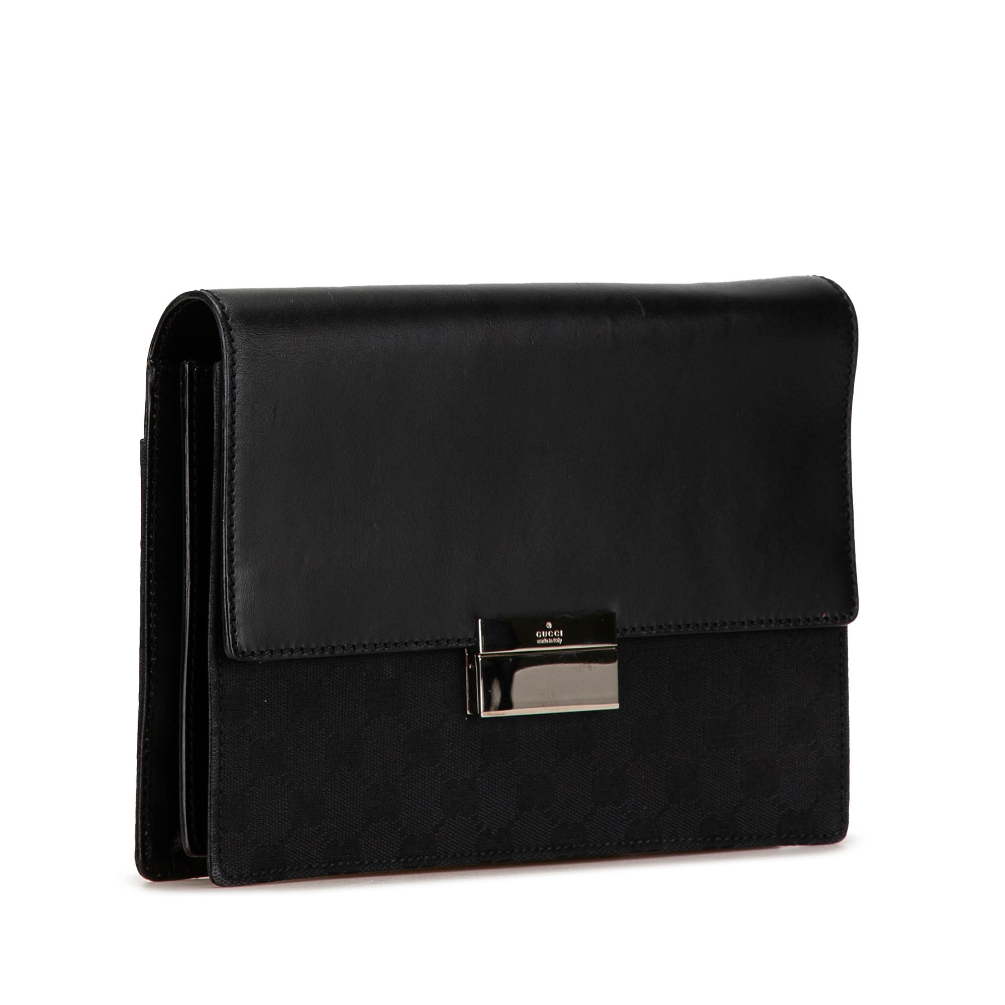 Gucci GG Canvas Clutch (SHG-tJGBgu)