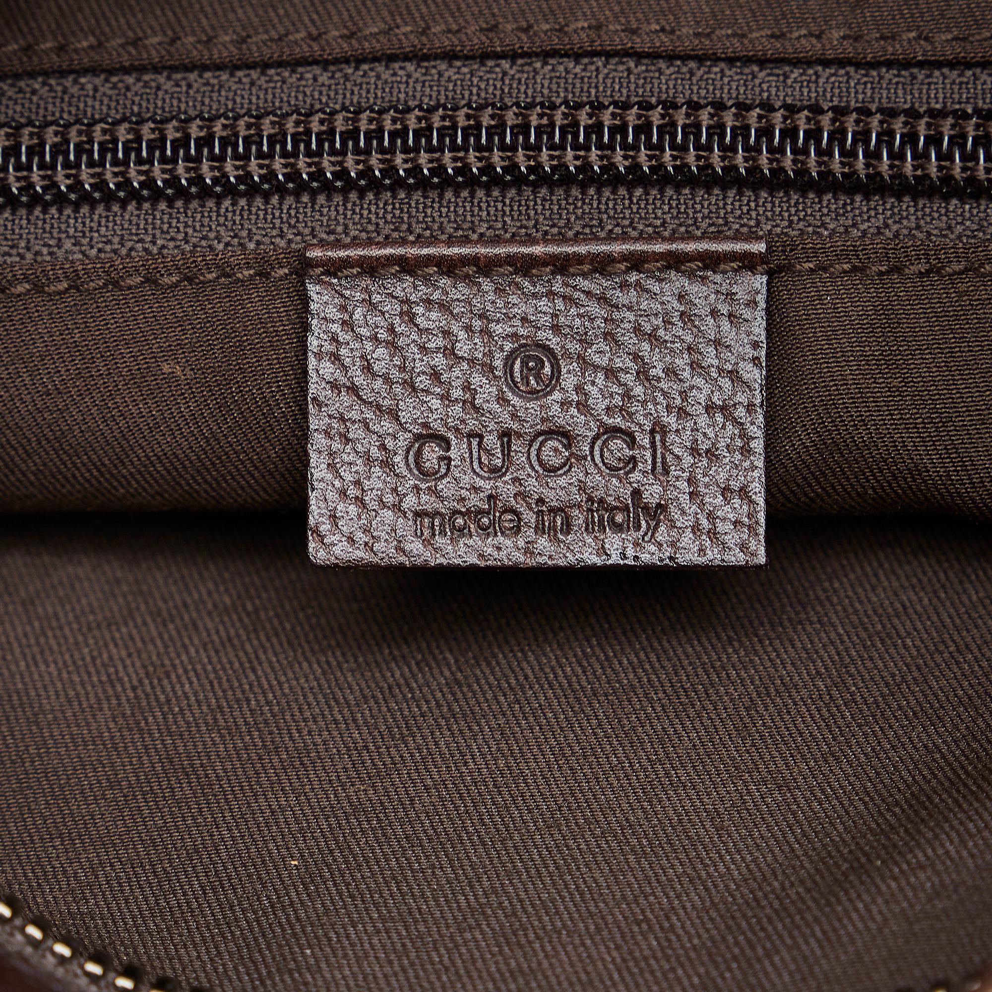 Gucci GG Canvas Crossbody Bag (SHG-AAZBQc)