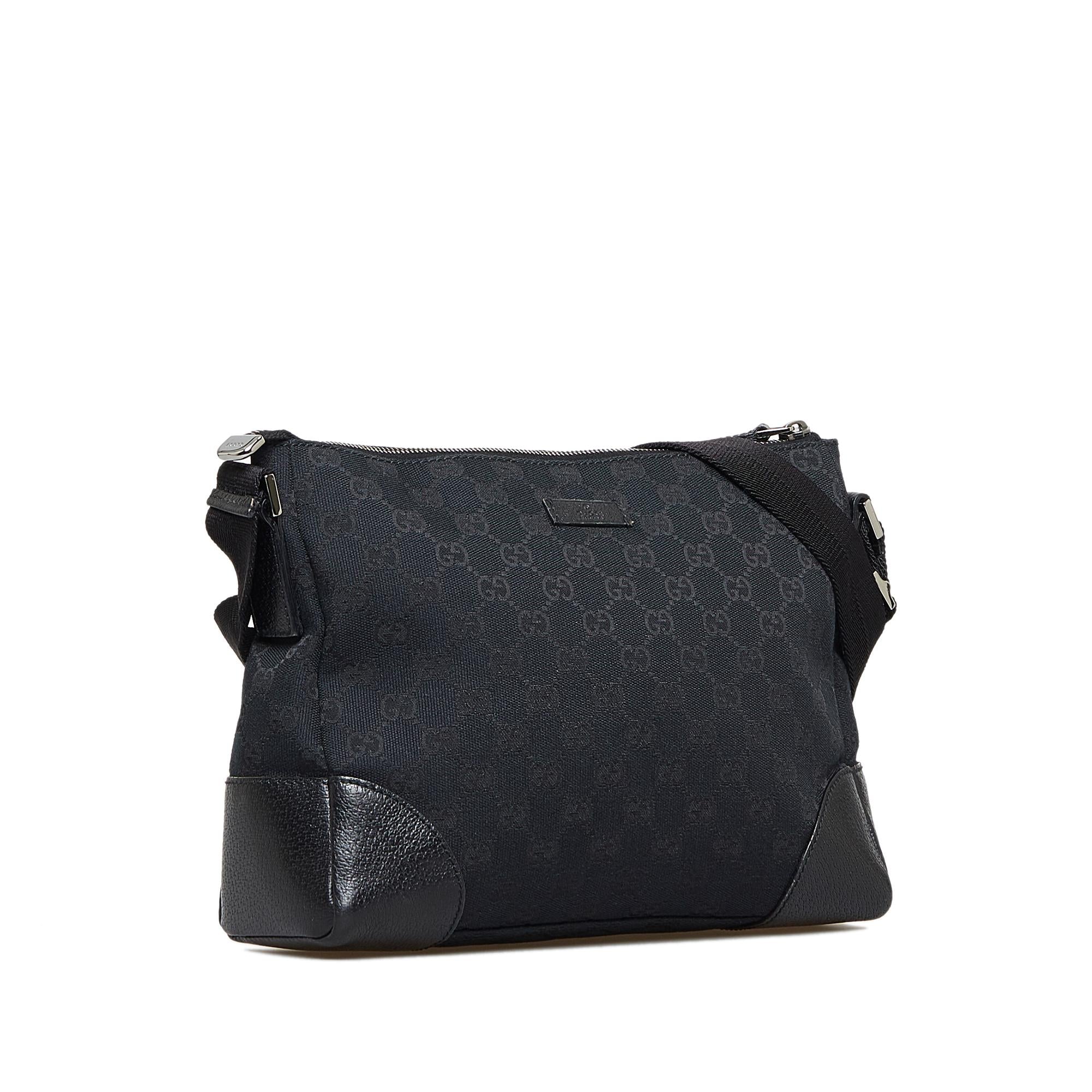 Gucci GG Canvas Crossbody (SHG-dCodfZ)