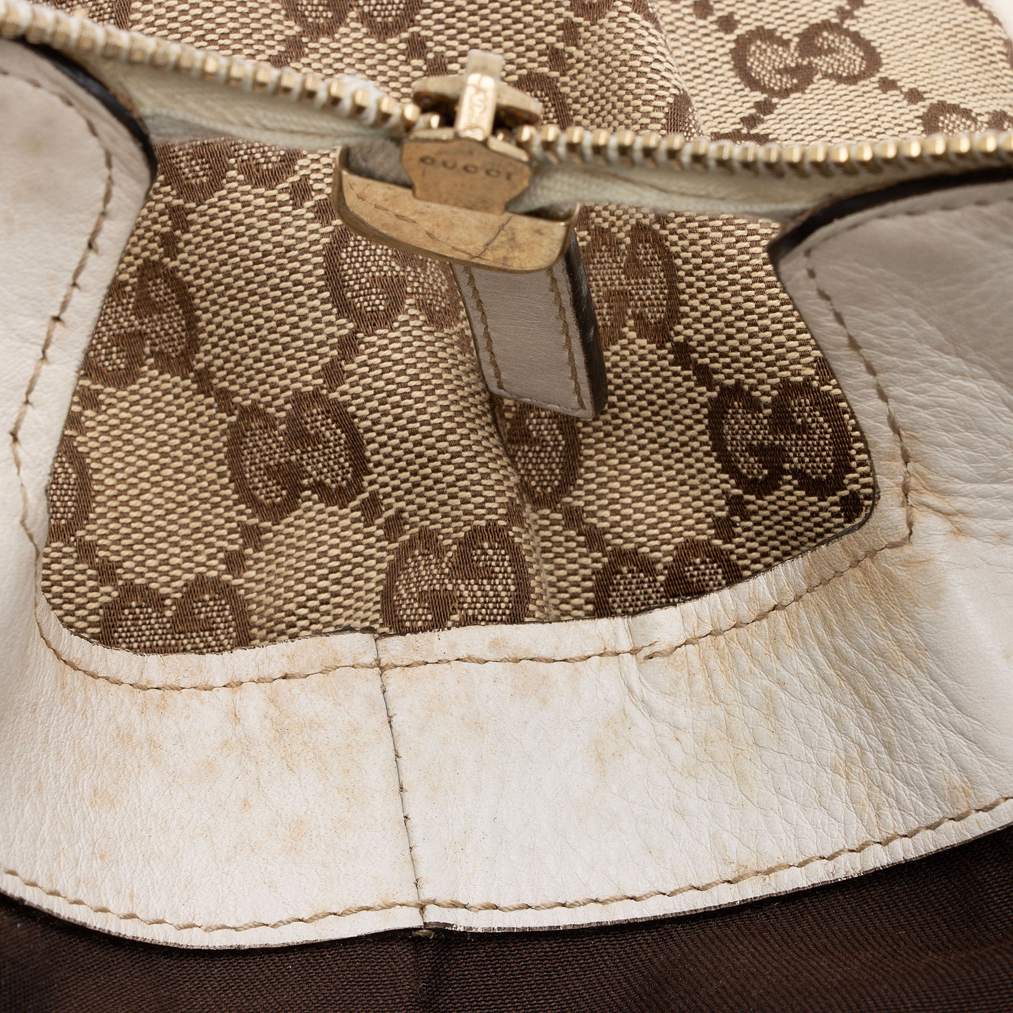 Gucci GG Canvas D Ring Zip Tote (SHF-E9HvFQ)