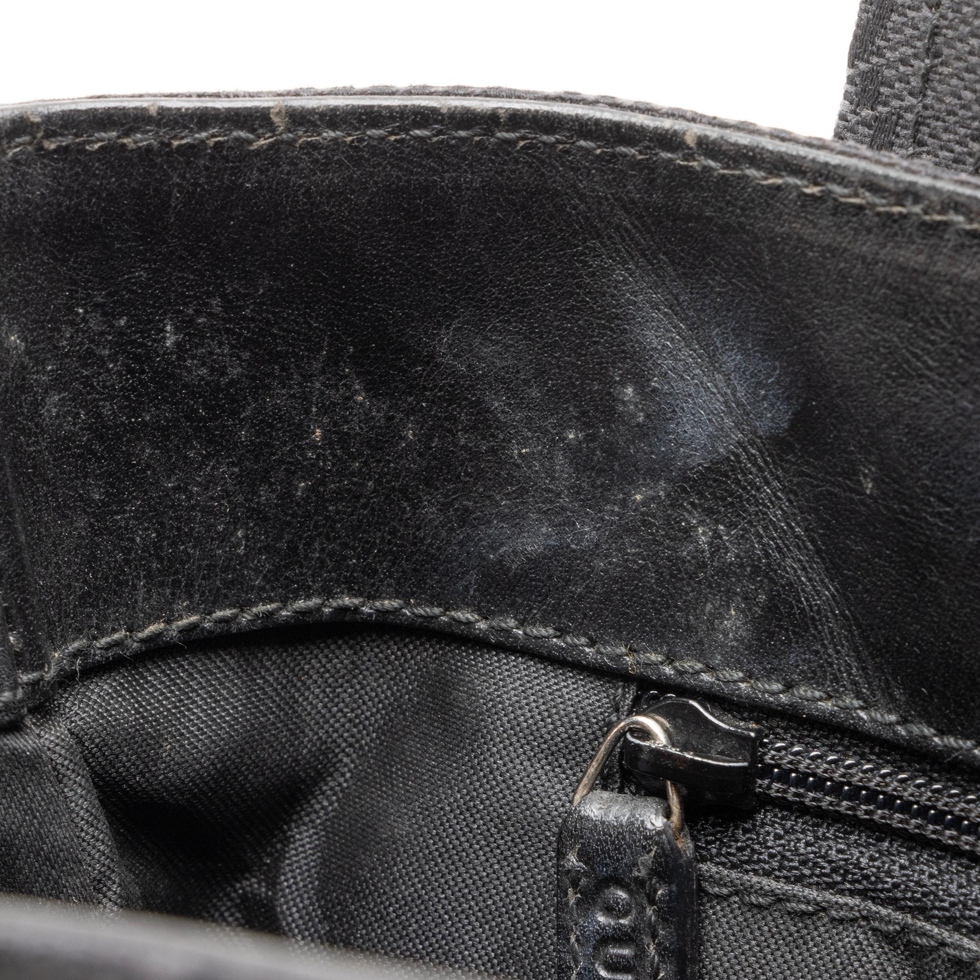 Gucci GG Canvas Front Pocket Mini Tote (SHF-v82o4Q)