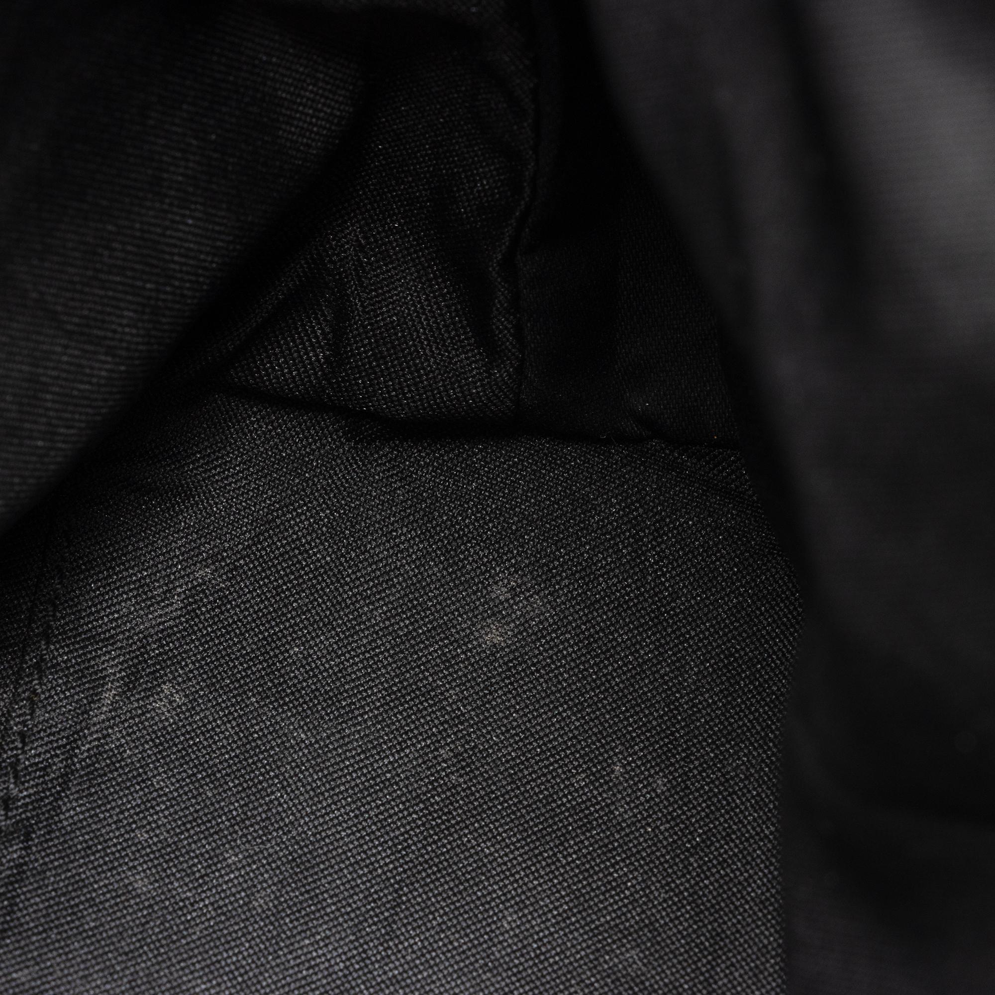 Gucci GG Canvas Front Pocket Mini Tote (SHF-v82o4Q)