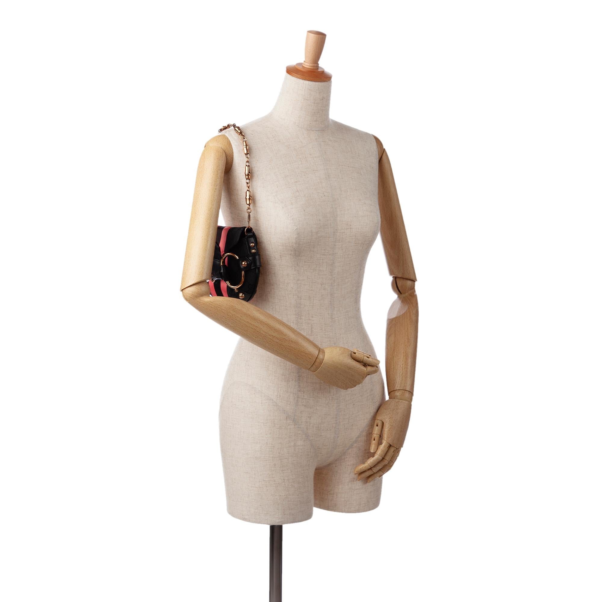 Gucci GG Canvas Horsebit Chain Baguette (SHG-FcwgFl)