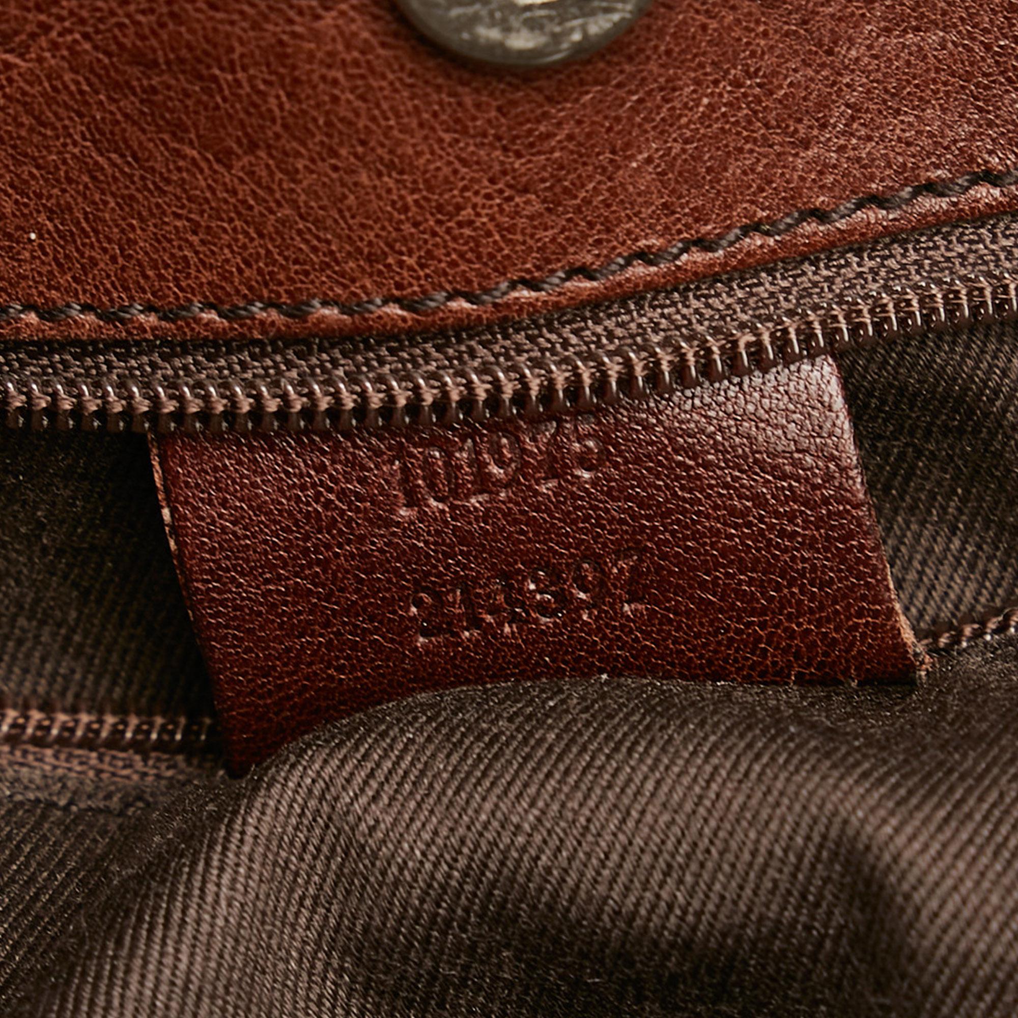 Gucci GG Canvas Horsebit Shoulder Bag (SHG-JXZoIh)