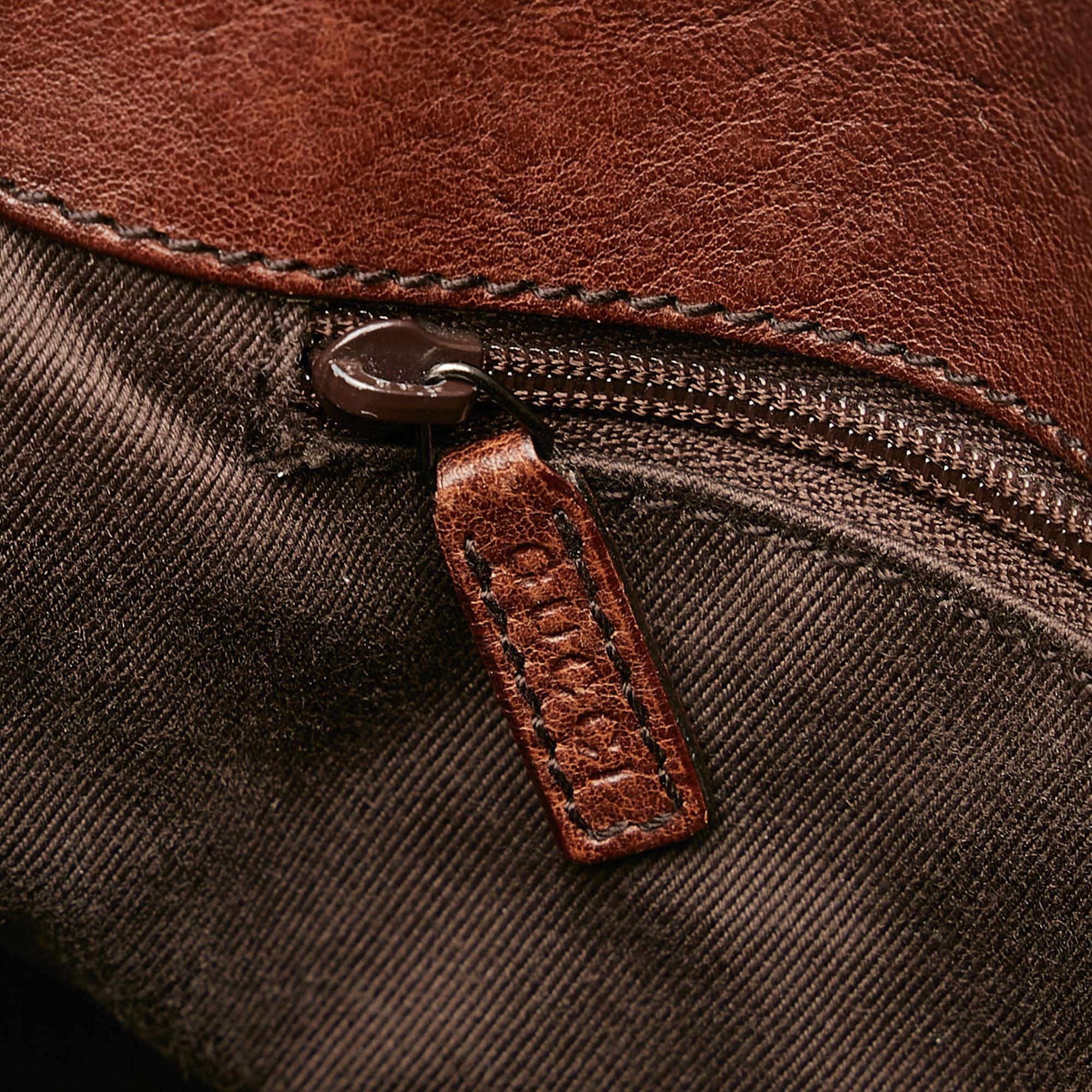 Gucci GG Canvas Horsebit Shoulder Bag (SHG-JXZoIh)