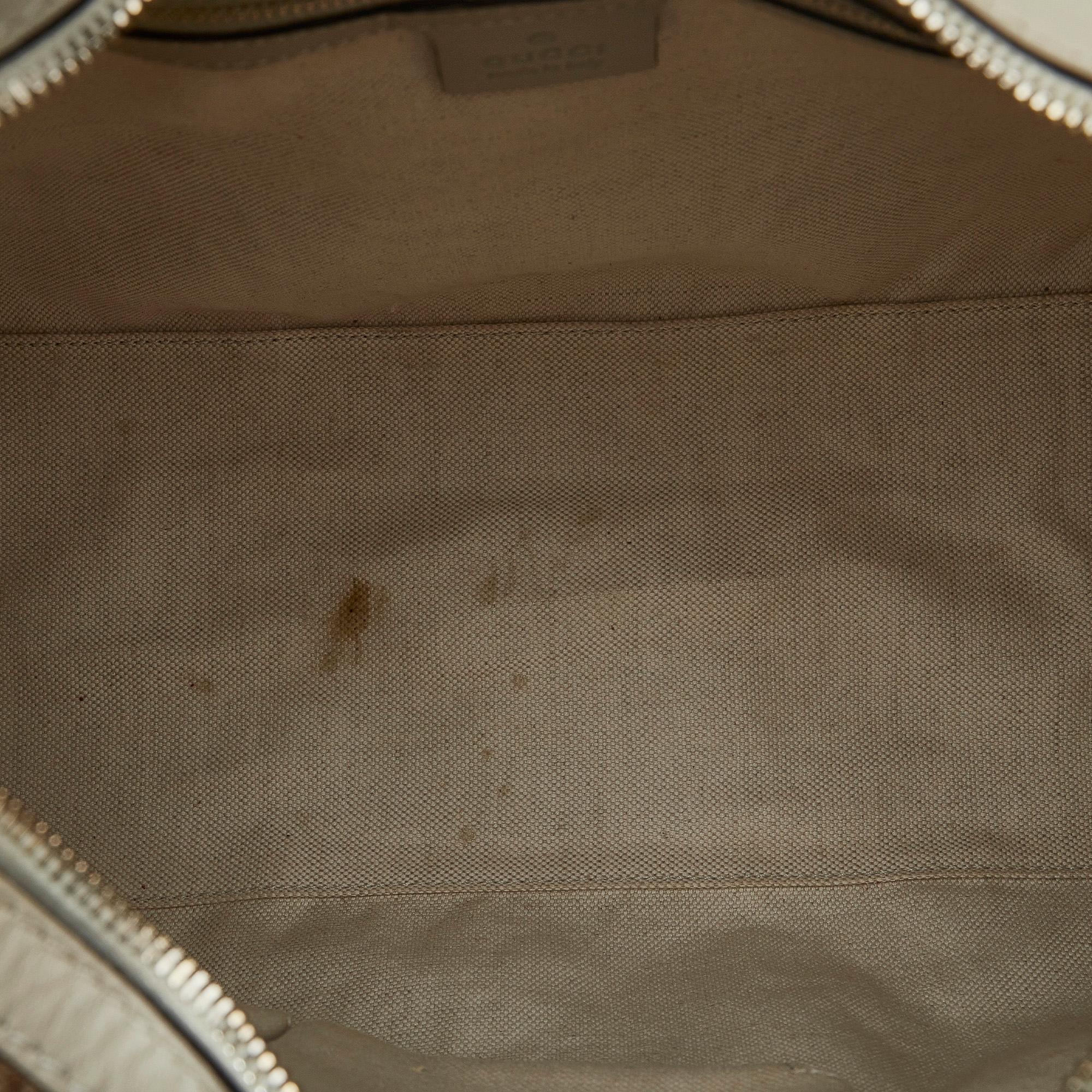 Gucci GG Canvas Lovely Heart Hobo (SHG-SnfJQ9)