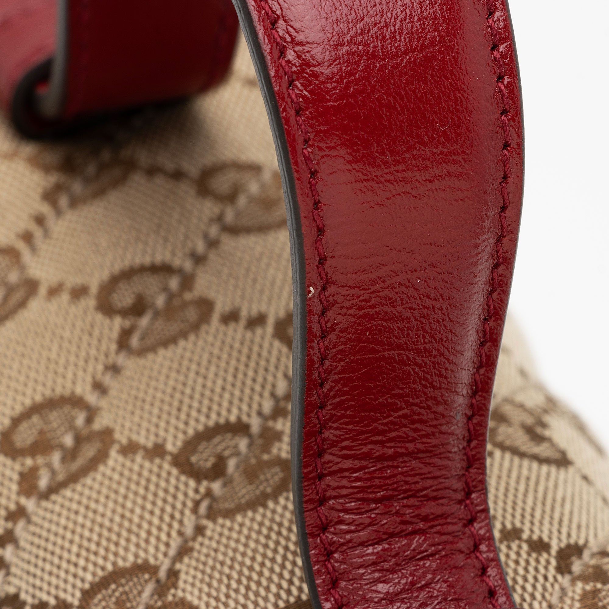 Gucci GG Canvas Marmont Small Top Handle Bag (SHF-WYqDum)