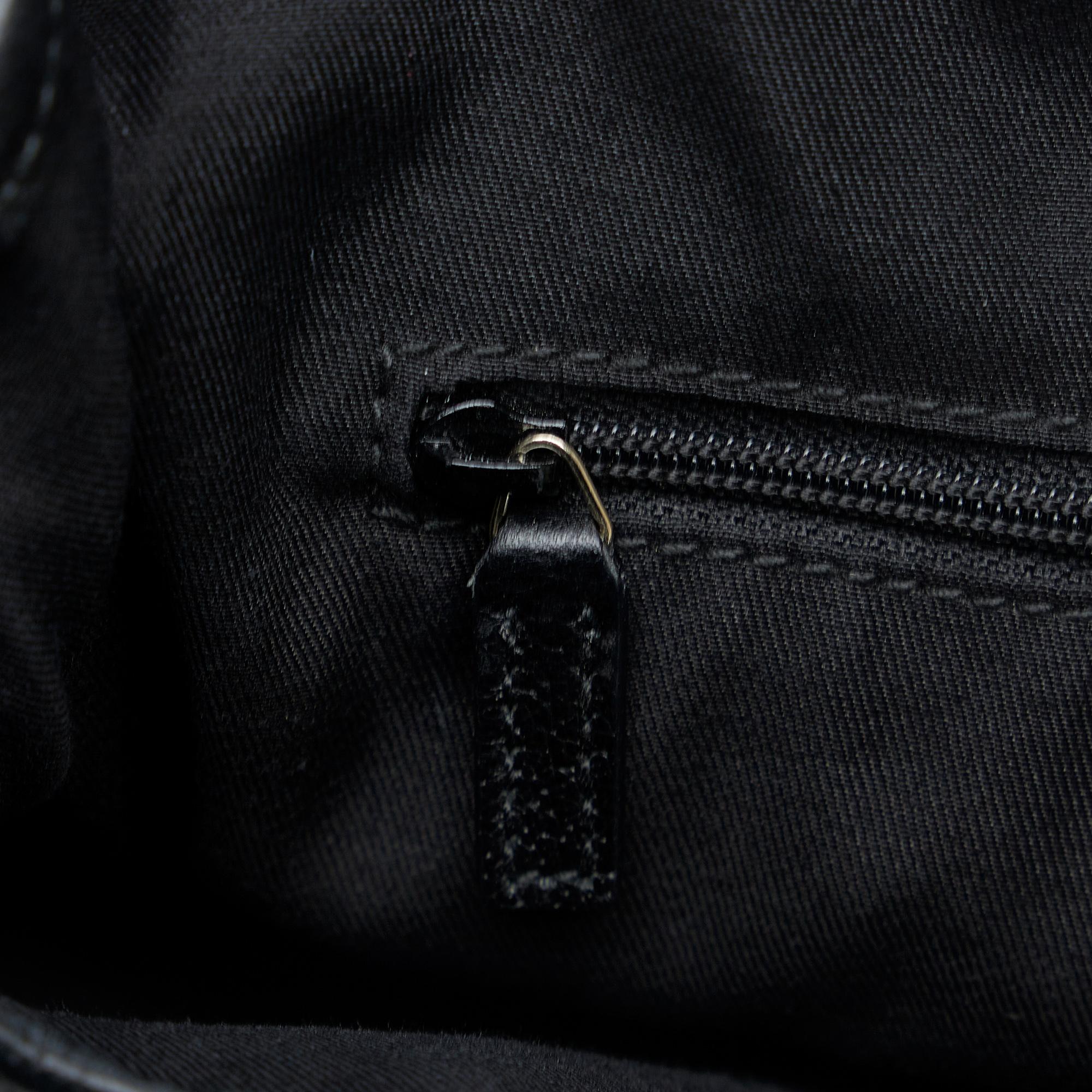 Gucci GG Canvas Pelham Tote (SHG-bXJs1N)