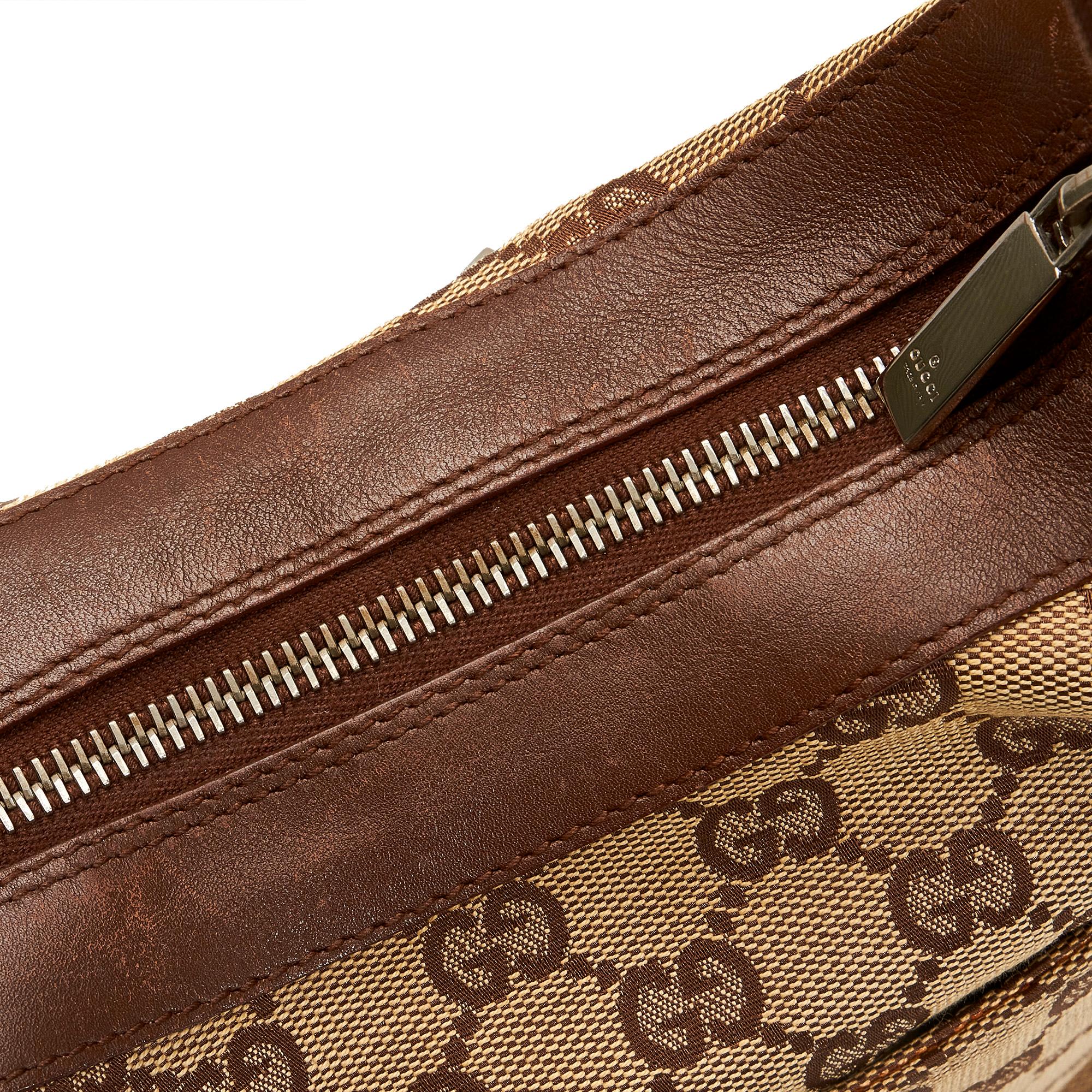 Gucci GG Canvas Shoulder Bag (SHG-7hKQOc)