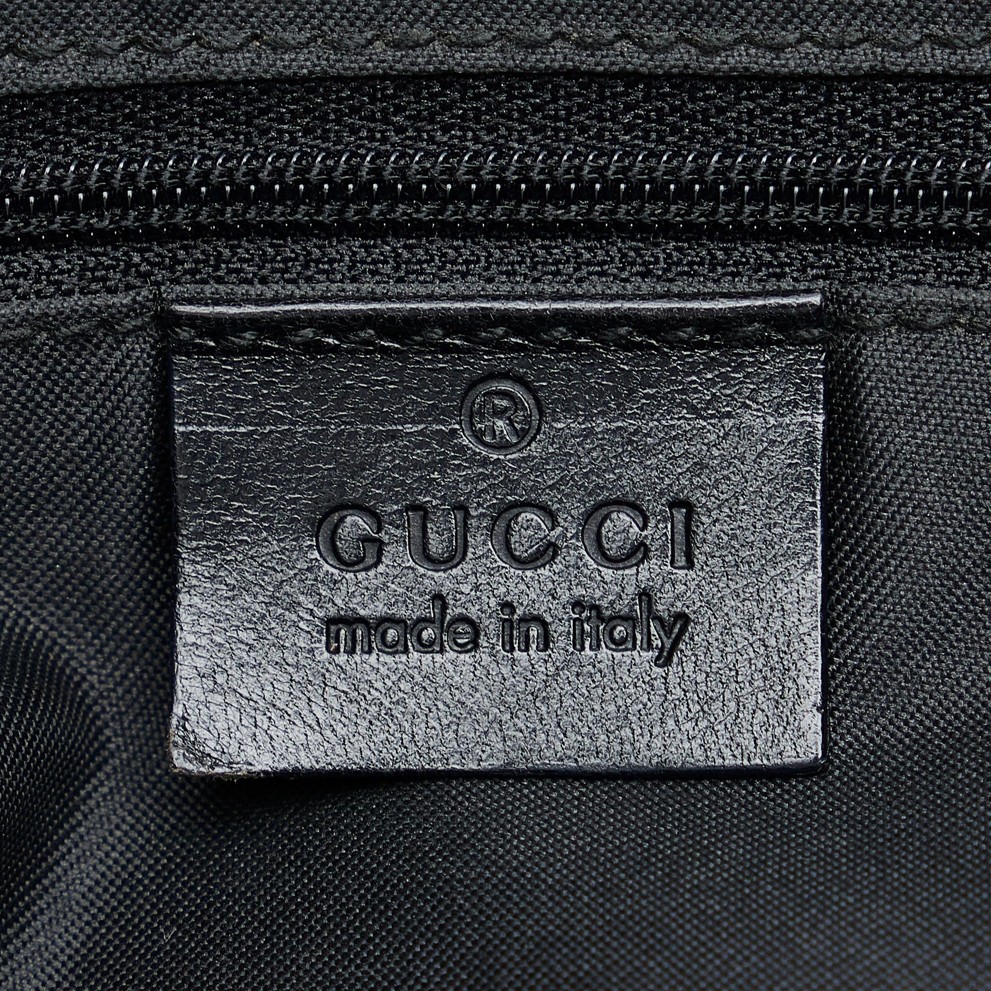 Gucci GG Canvas Shoulder Bag (SHG-HSdUU5)