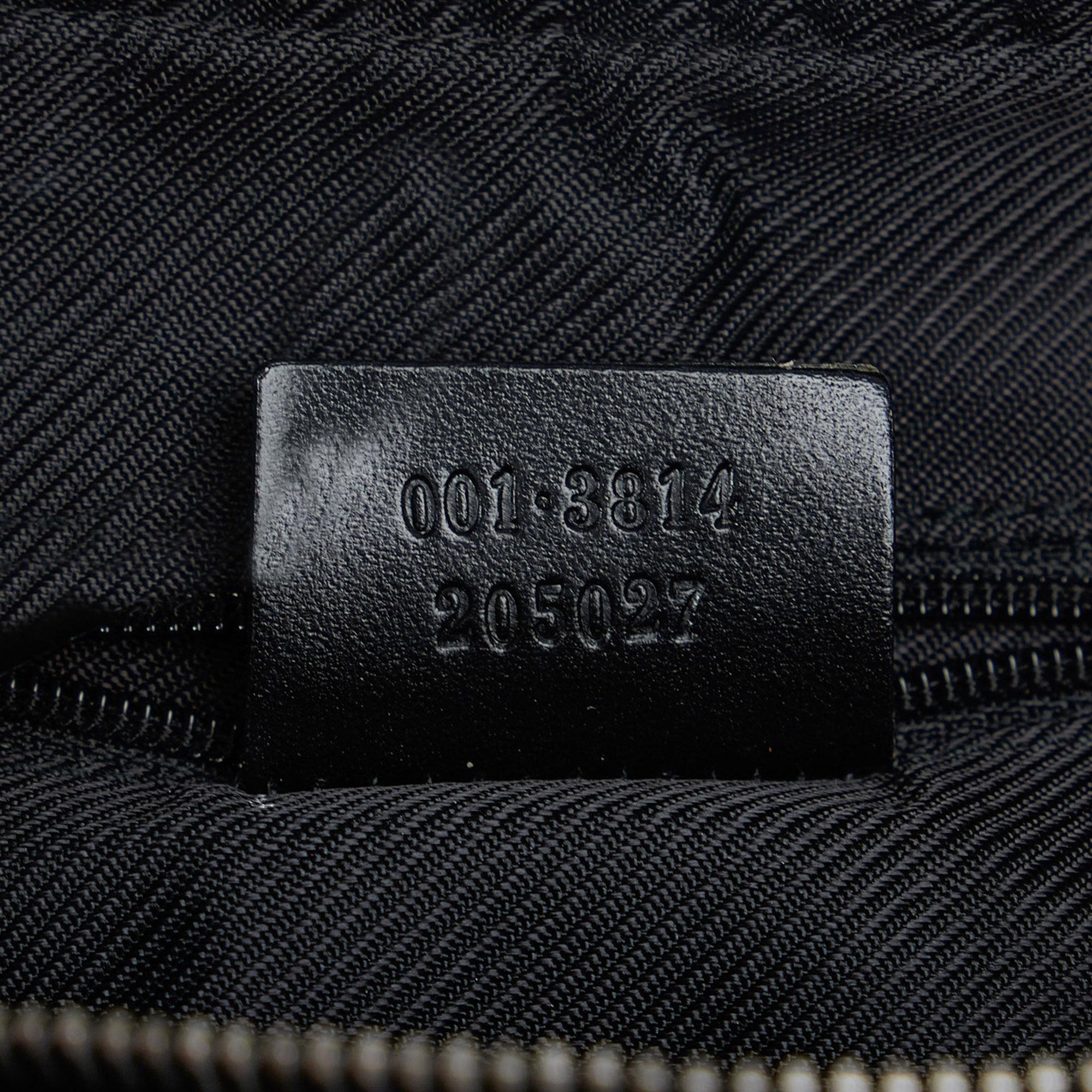 Gucci GG Canvas Shoulder Bag (SHG-GR671O)