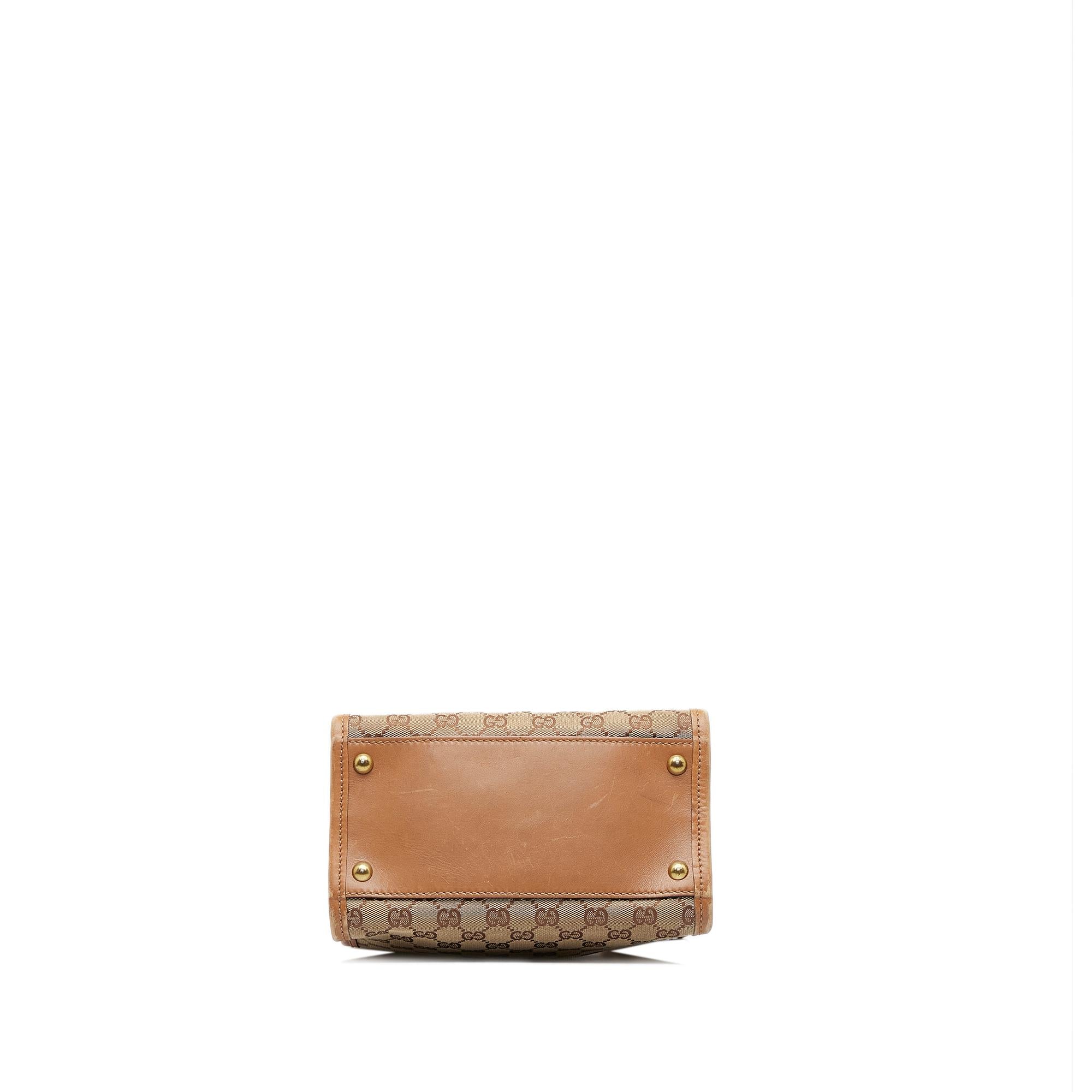 Gucci GG Canvas Shoulder Bag (SHG-q7WbKa)