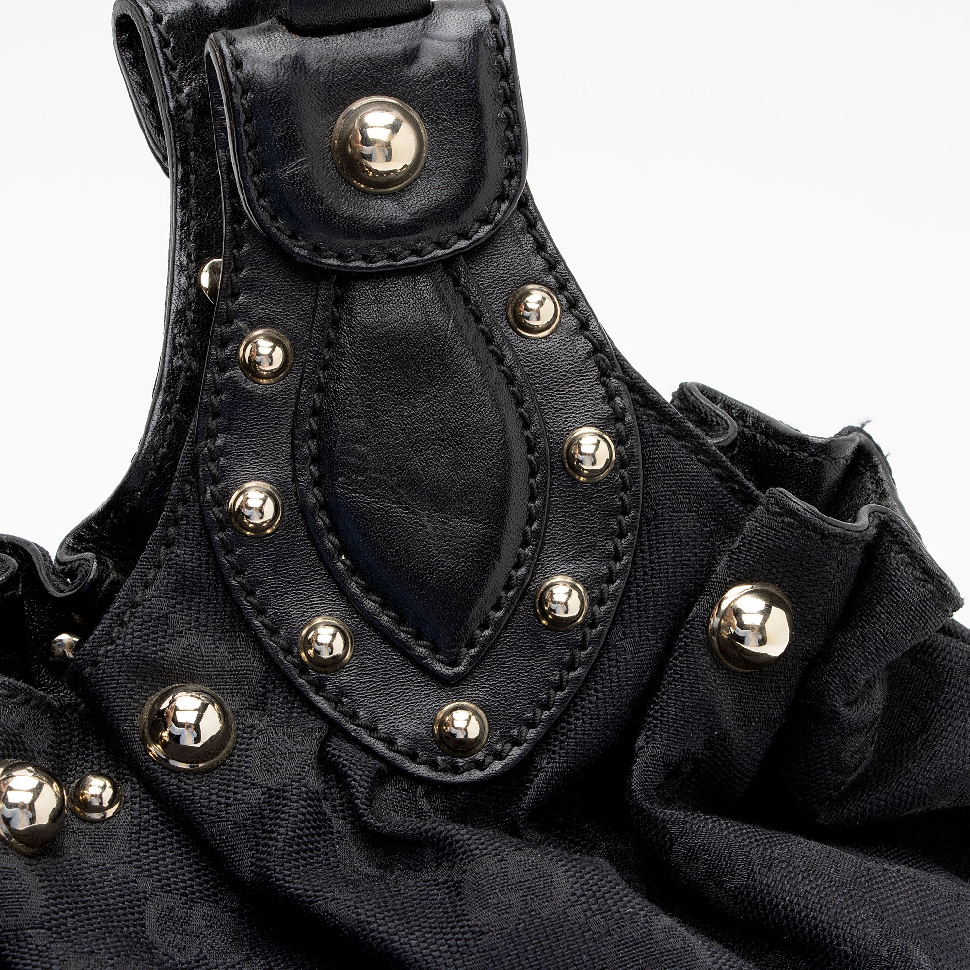 Gucci GG Canvas Studded Pelham Small Shoulder Bag (SHF-0I65Ea)