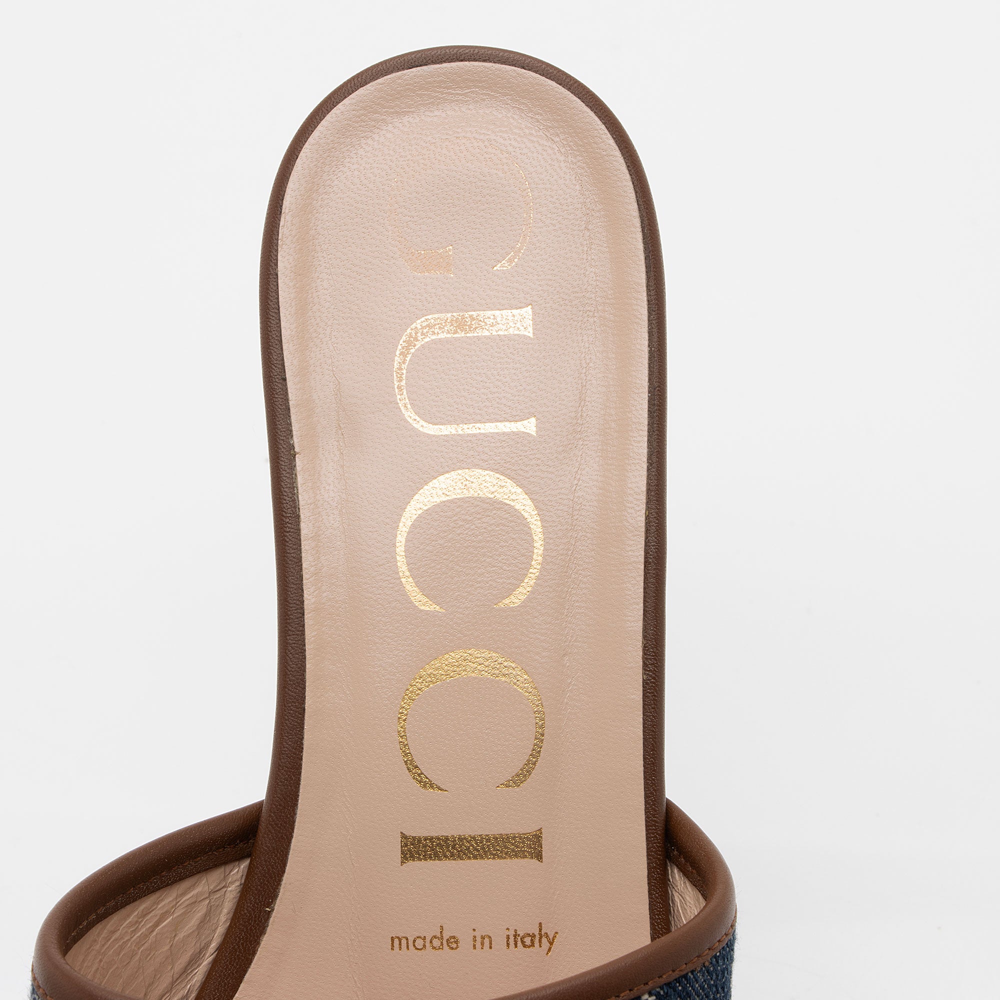 Gucci GG Denim Jolie Slide Sandals - Size 7 / 37 (SHF-VCquA2)