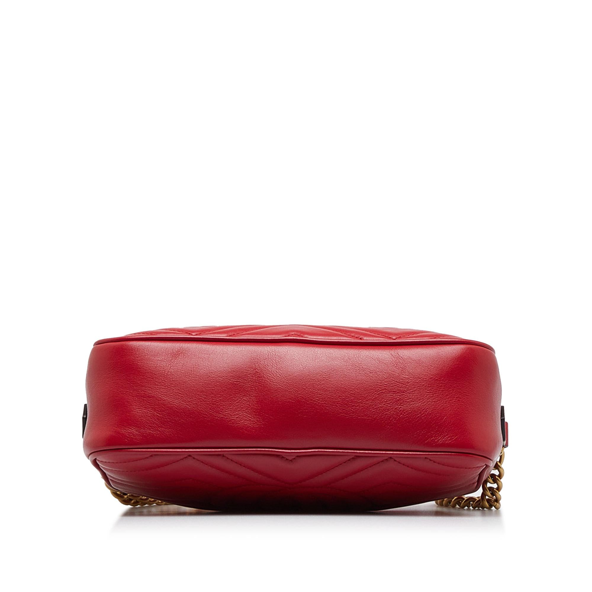 Gucci GG Marmont Matelasse Crossbody Bag (SHG-NhDdrJ)