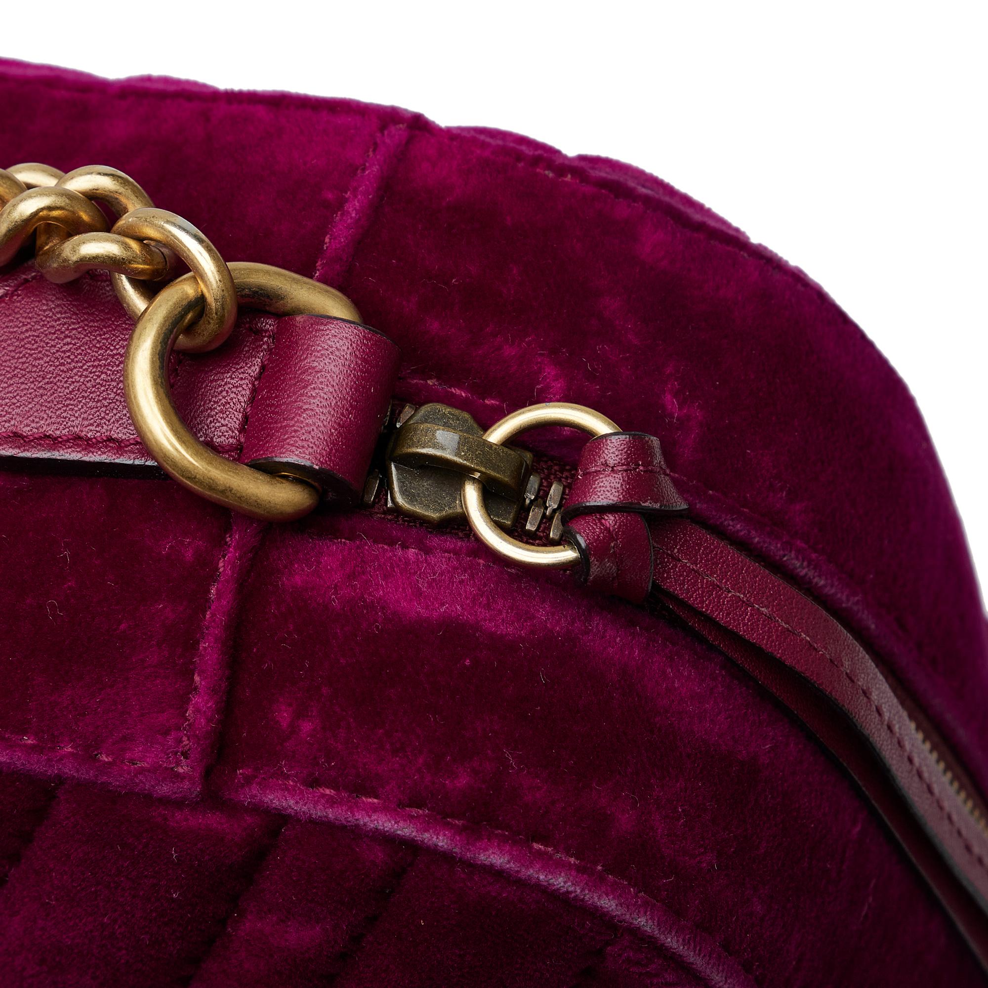 Gucci GG Marmont Matelasse Crossbody Bag (SHG-hXEDHB)