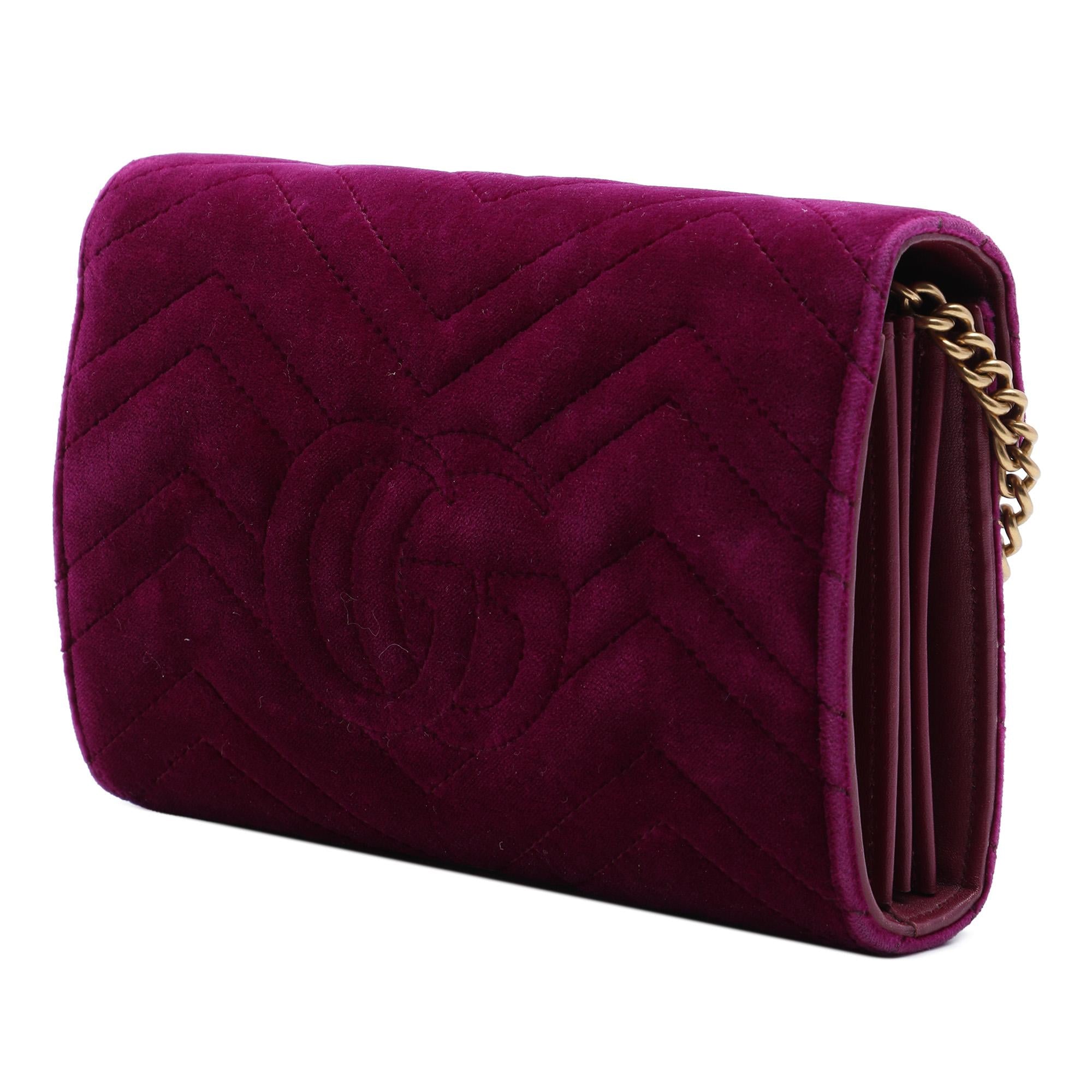 Gucci GG Marmont Matelasse Velvet Wallet On Chain