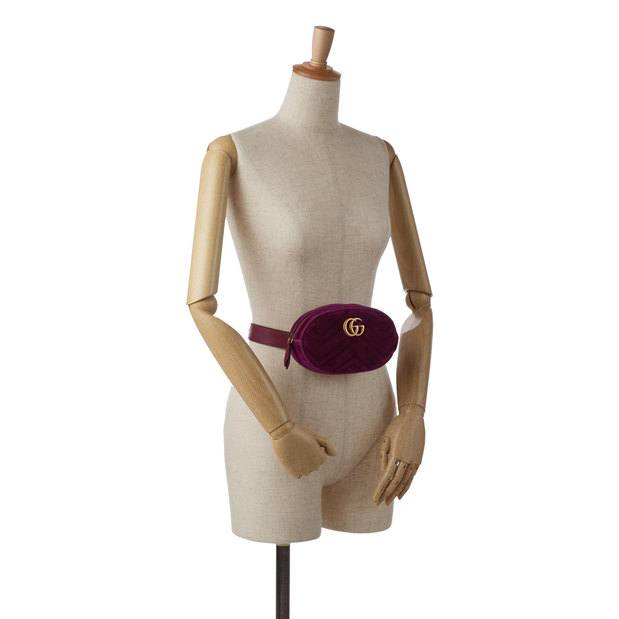 Gucci GG Marmont Velvet Belt Bag (SHG-NELUgw)