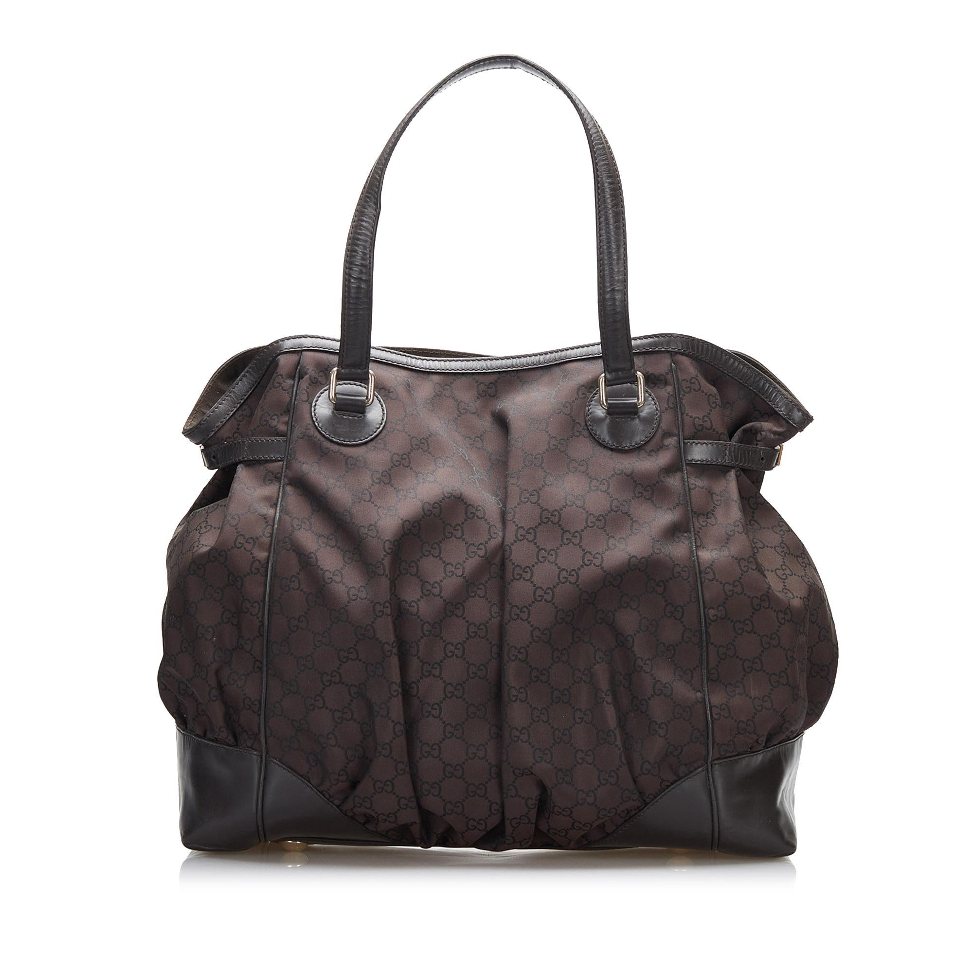 Gucci GG Nylon Full Moon Tote (SHG-uPx8Bm)