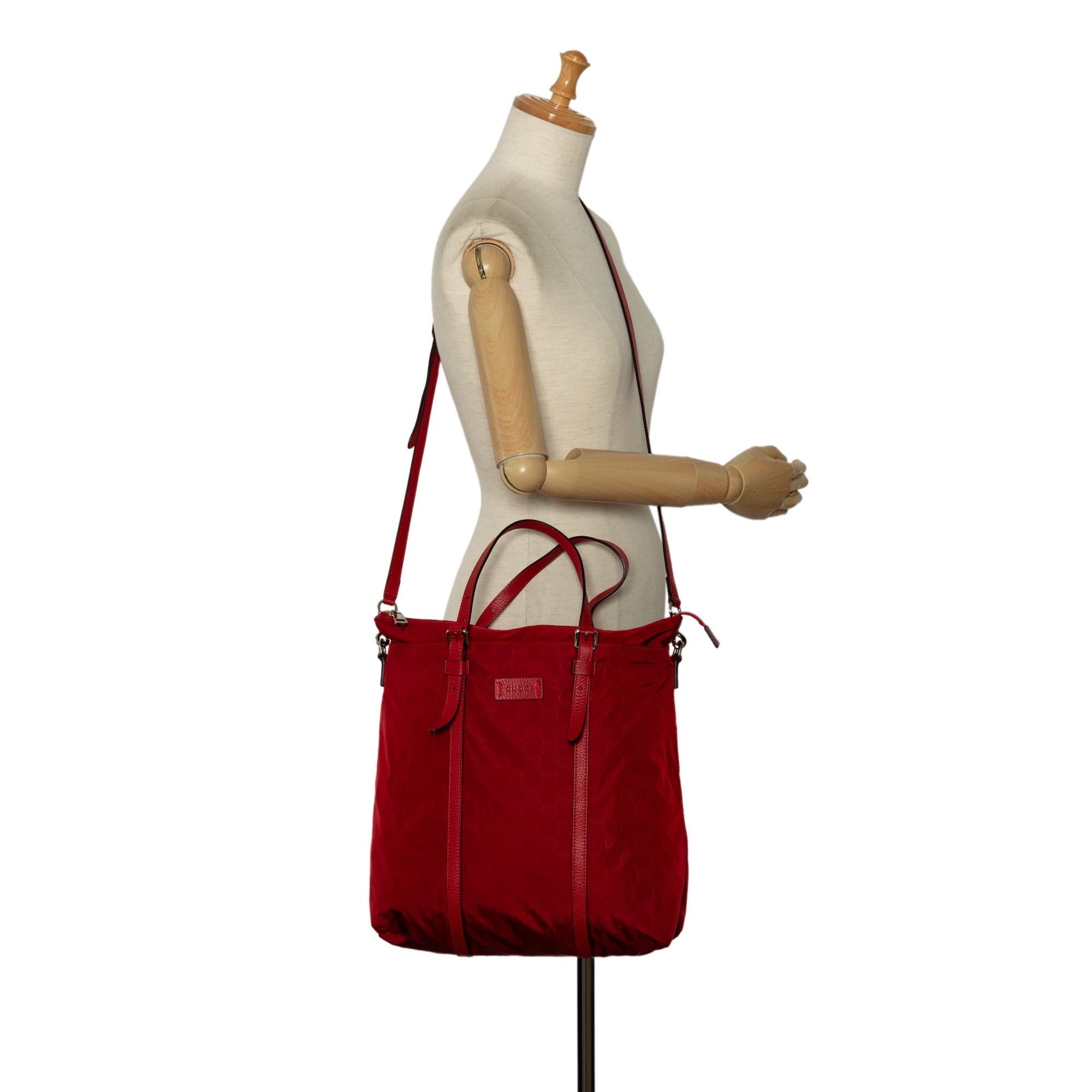 Gucci GG Nylon Satchel (SHG-0ZzSUr)
