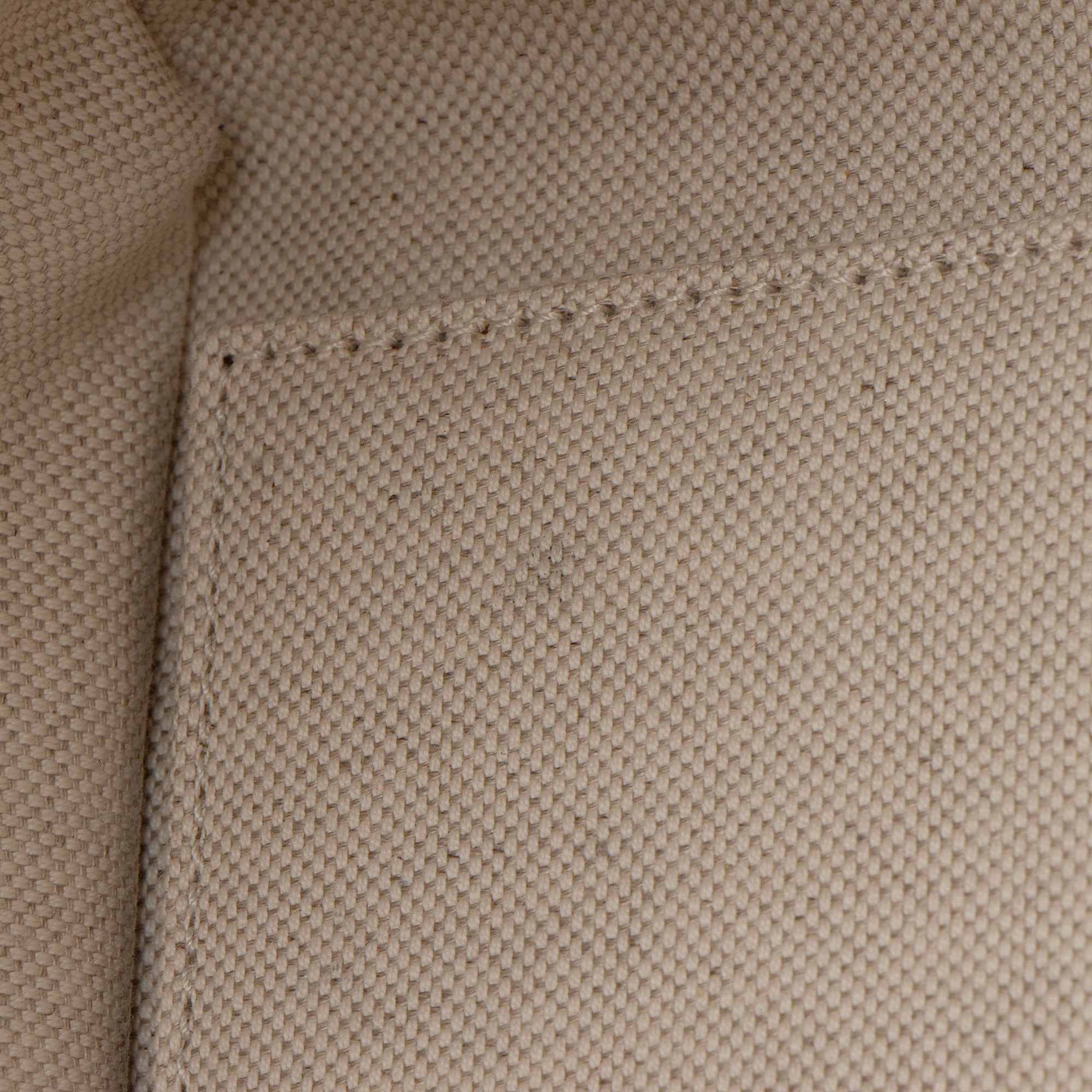 Gucci GG Supreme Apple Large Tote