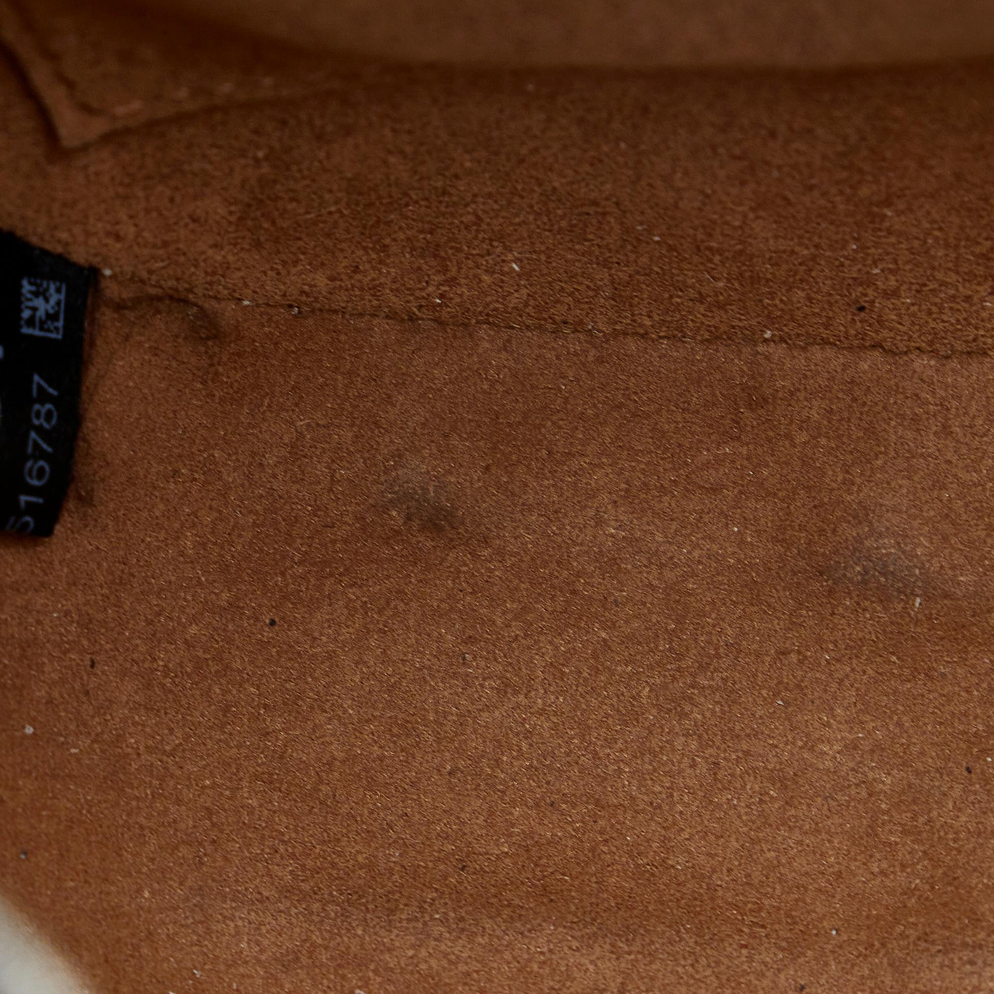 Gucci GG Supreme Arabesque Crossbody (SHG-AqkCYQ)