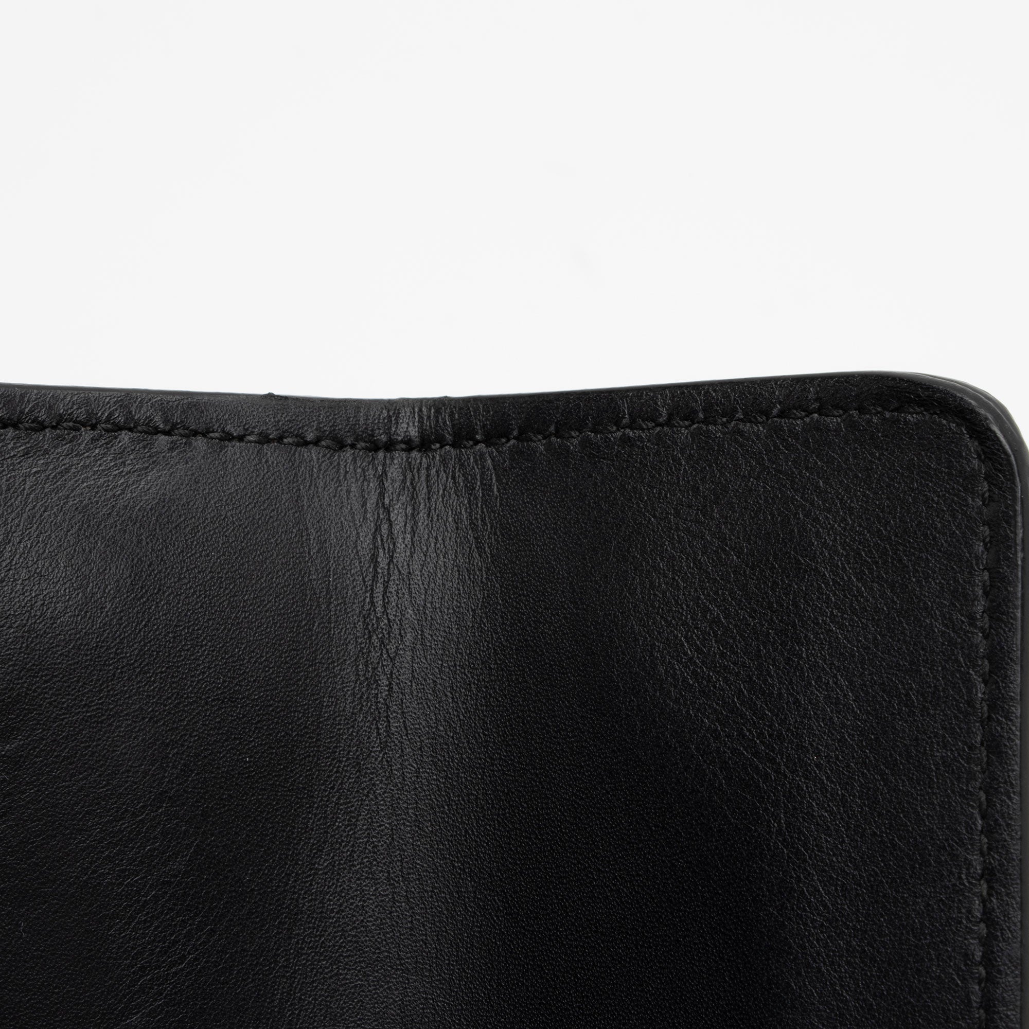 Gucci GG Supreme Bee Padlock Small Shoulder Bag (SHF-3QPOYF)