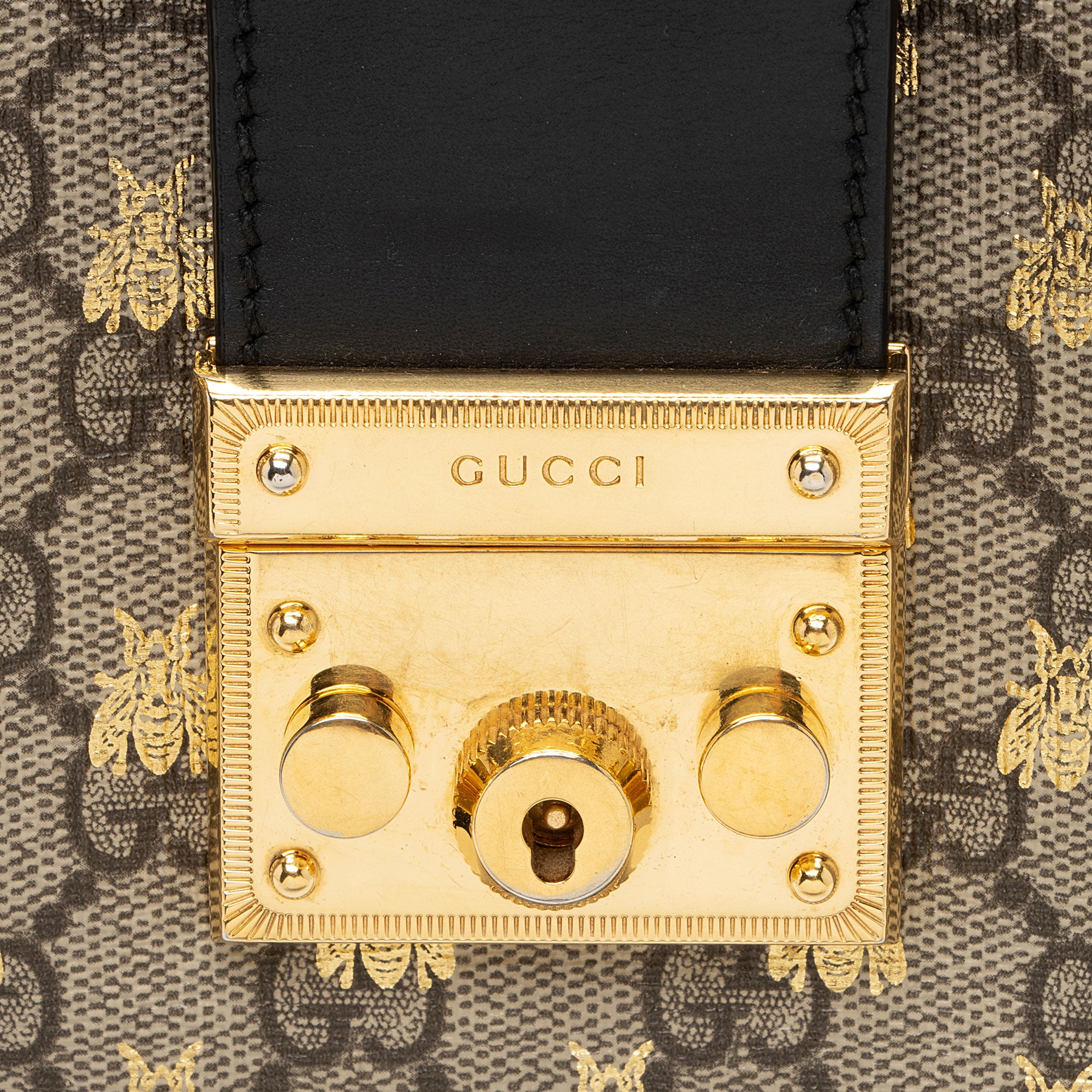 Gucci GG Supreme Bees Padlock Small Shoulder Bag (SHF-GLVNfB)