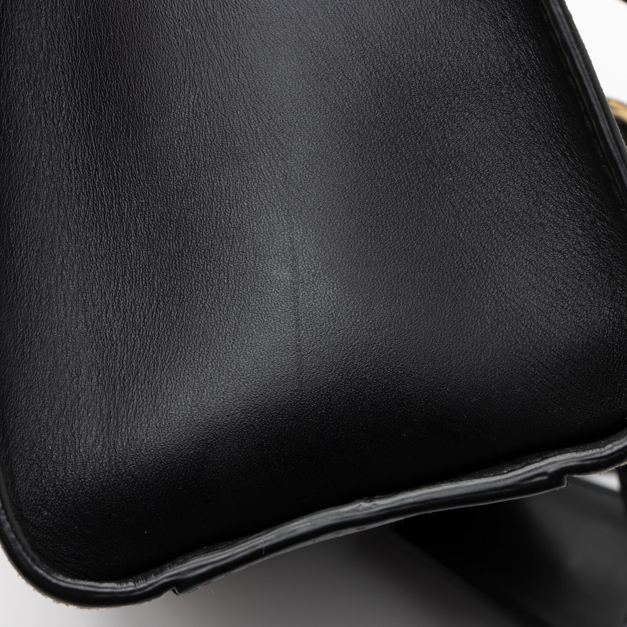 Gucci GG Supreme Bees Padlock Small Shoulder Bag (SHF-GLVNfB)