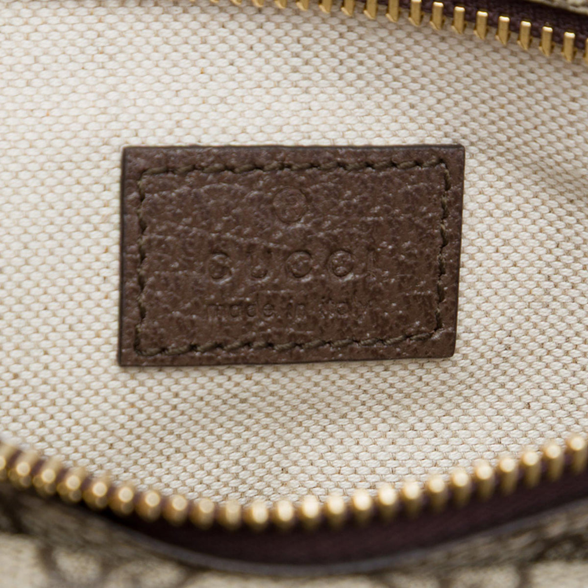 Gucci GG Supreme Blondie Belt Bag