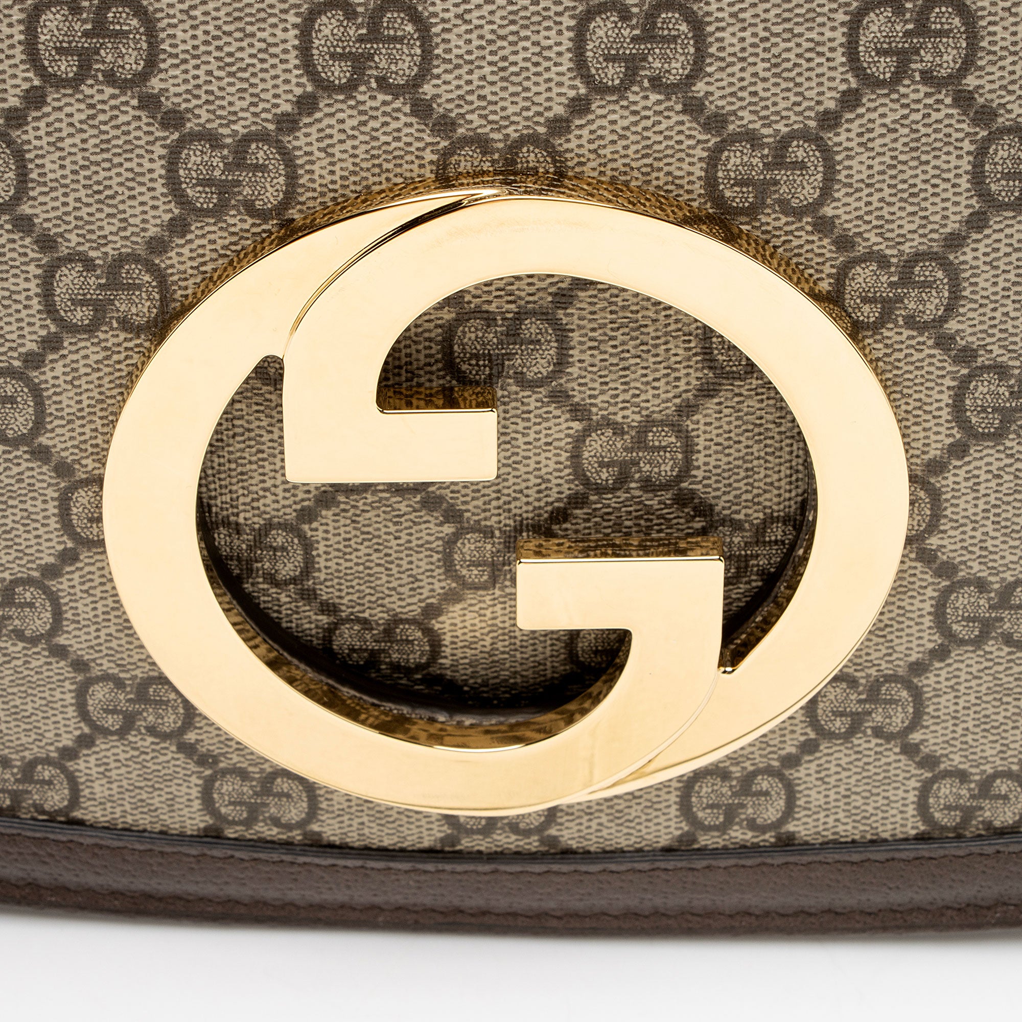 Gucci GG Supreme Blondie Medium Shoulder Bag