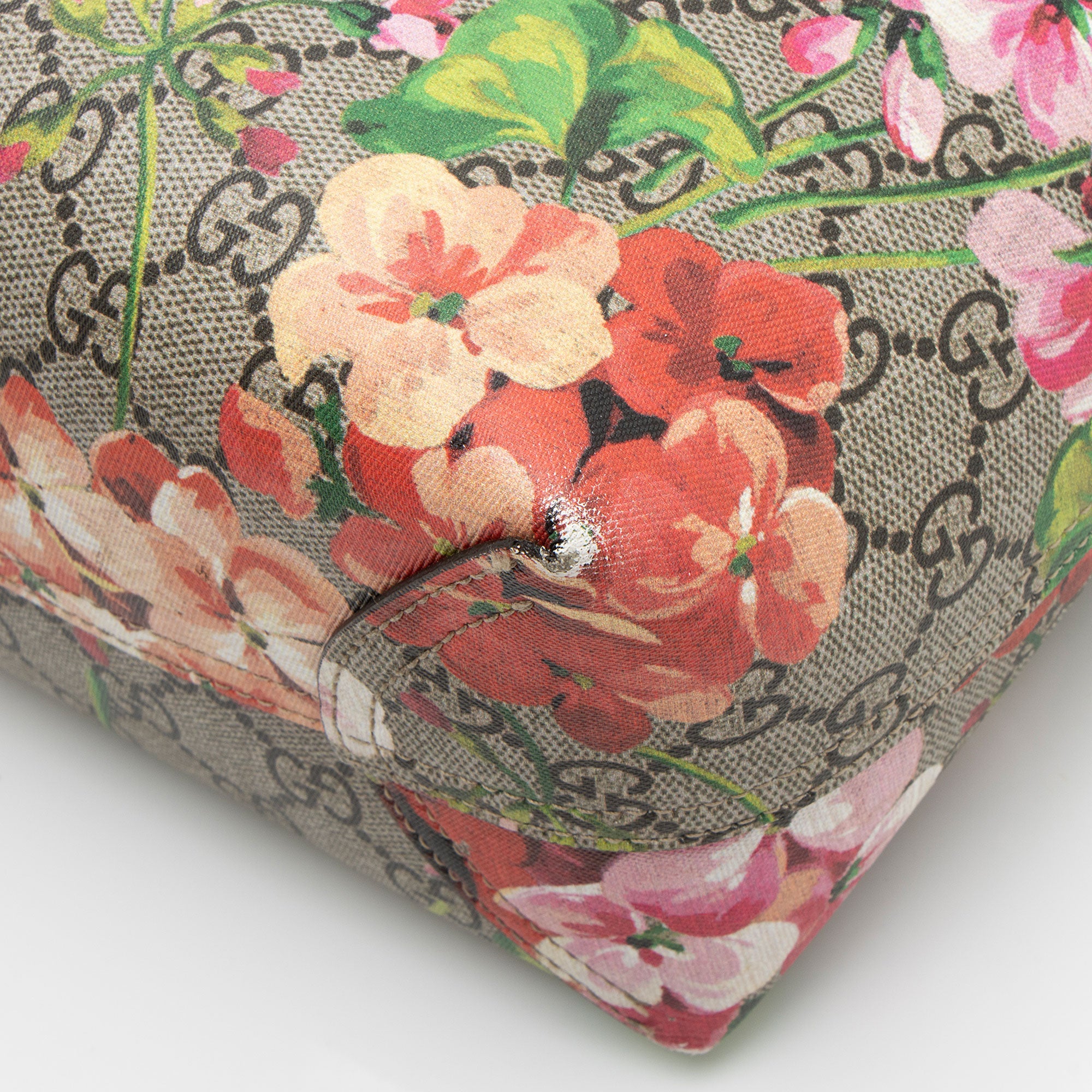 Gucci GG Supreme Blooms Reversible Small Tote (SHF-pljks3)