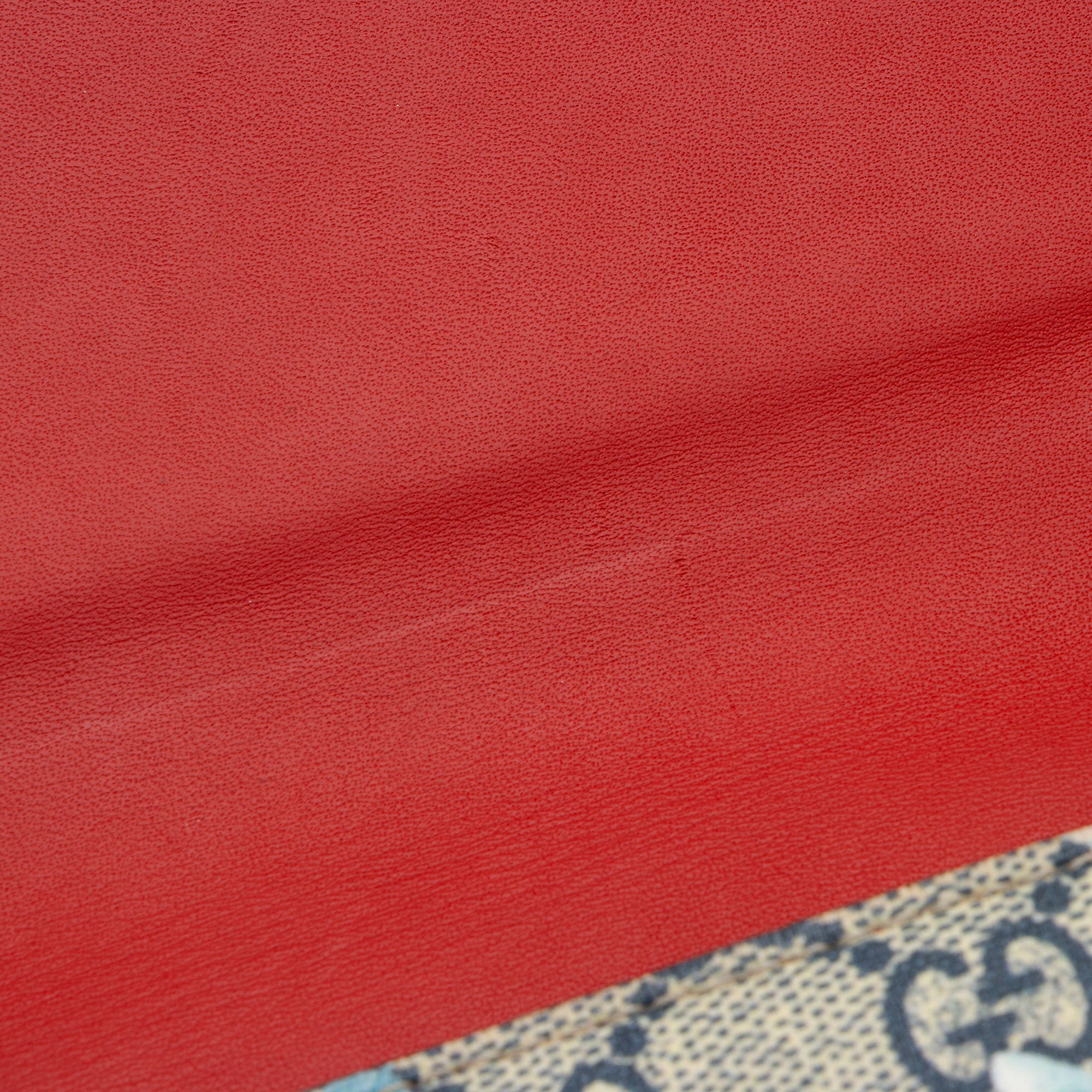 Gucci GG Supreme Blooms Wallet on Chain (SHF-QnKgUn)