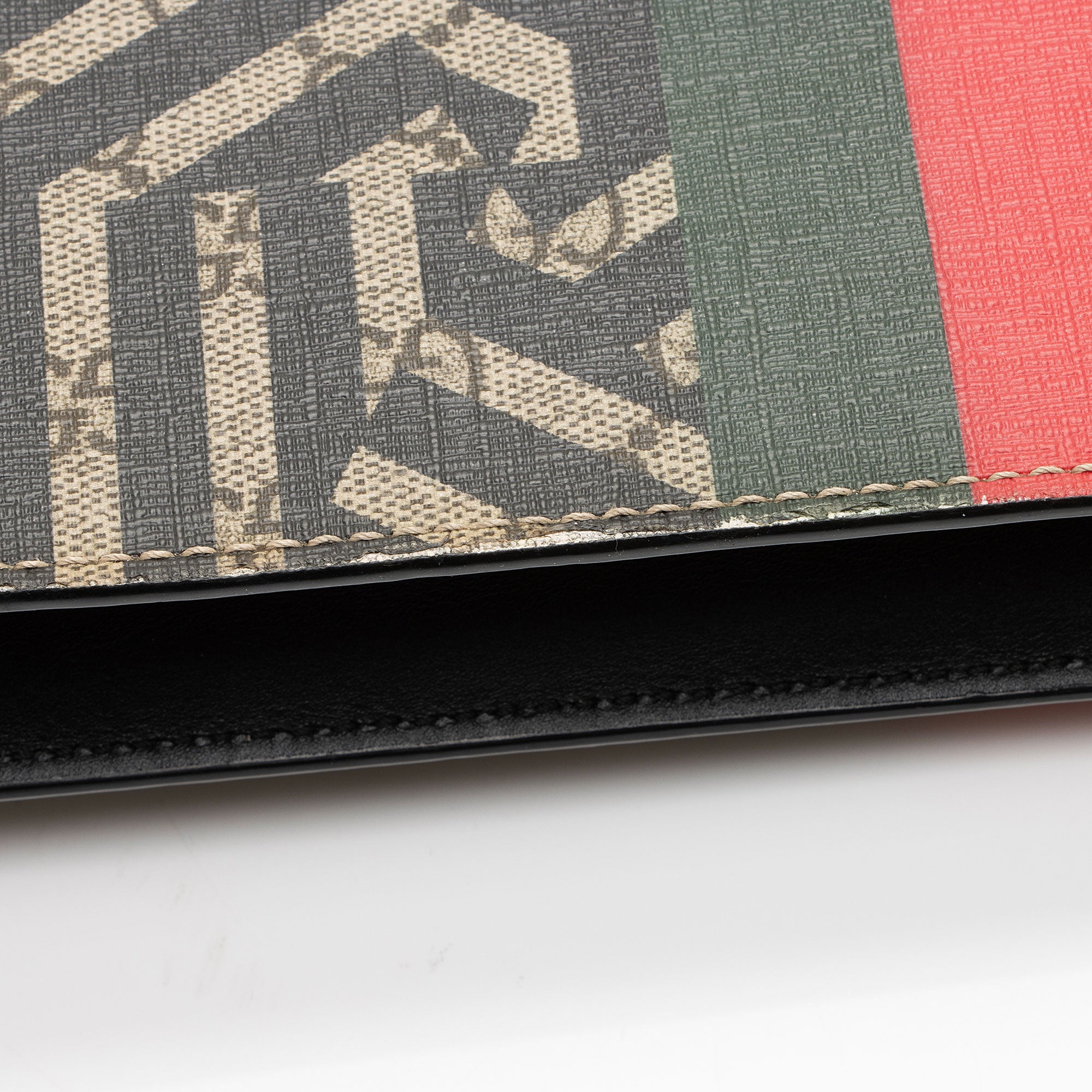 Gucci GG Supreme Caleido Web Small Messenger