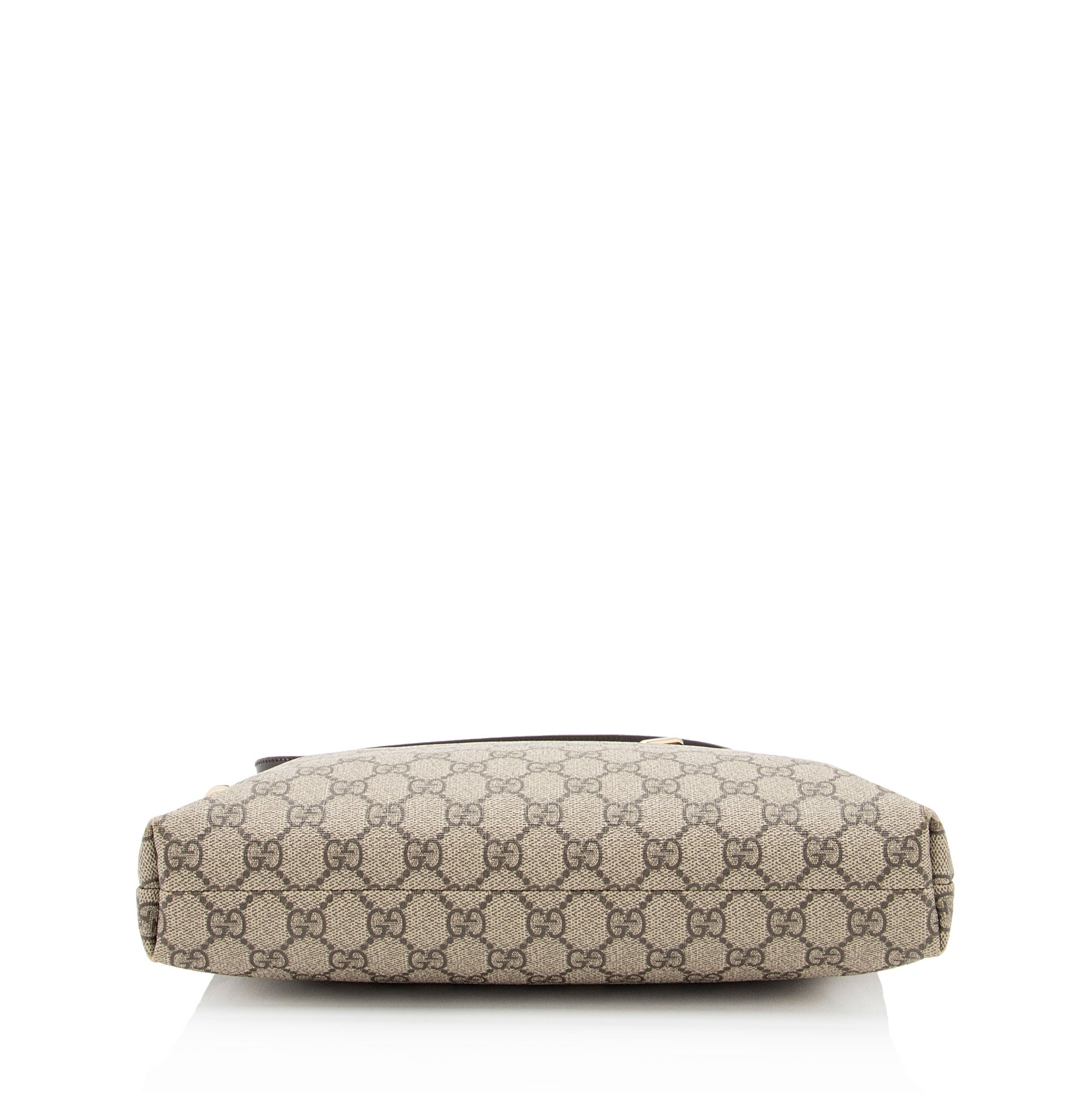 Gucci GG Supreme Classic Flat Medium Messenger Bag (SHF-z1jpvQ)