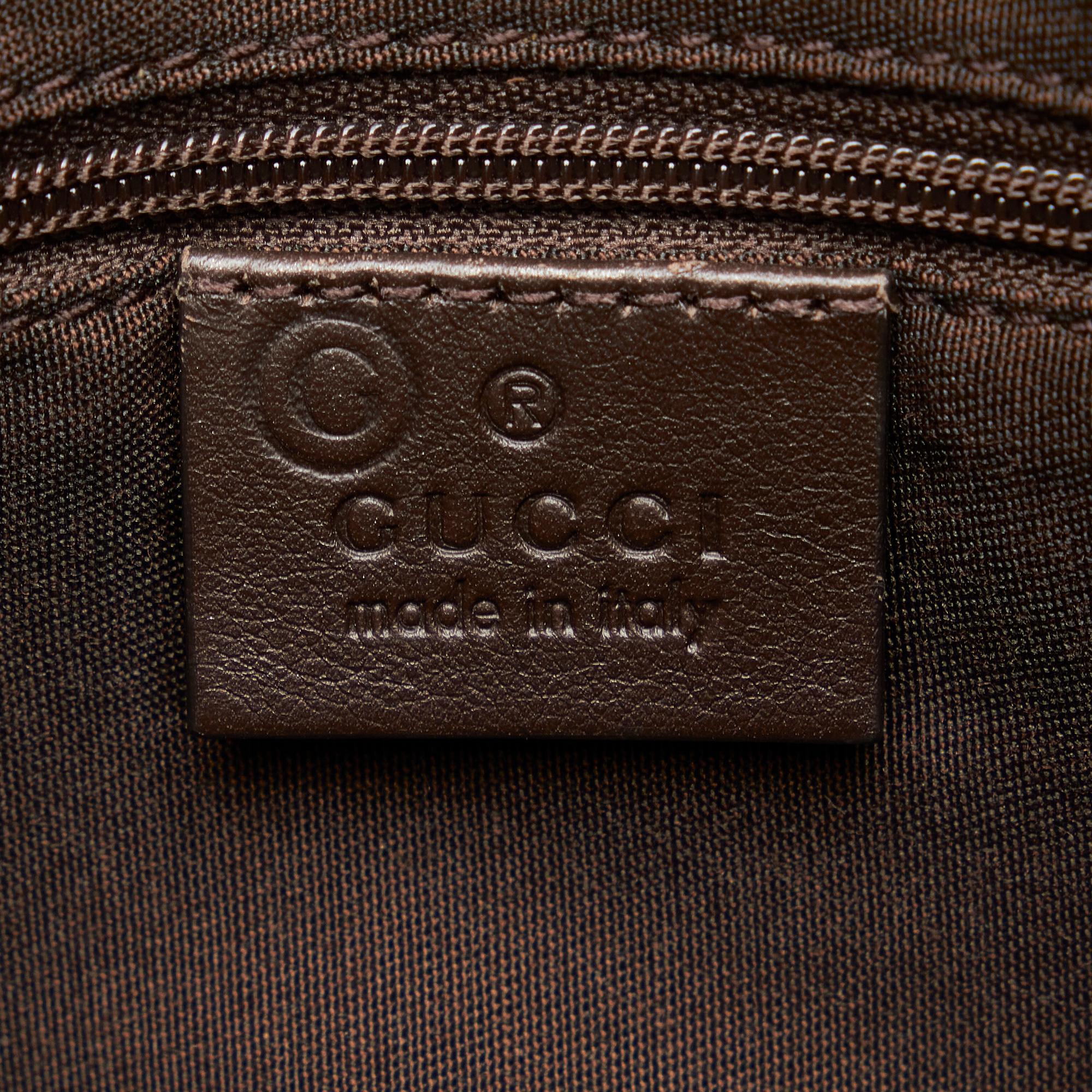 Gucci GG Supreme Crossbody Bag (SHG-huMVBD)