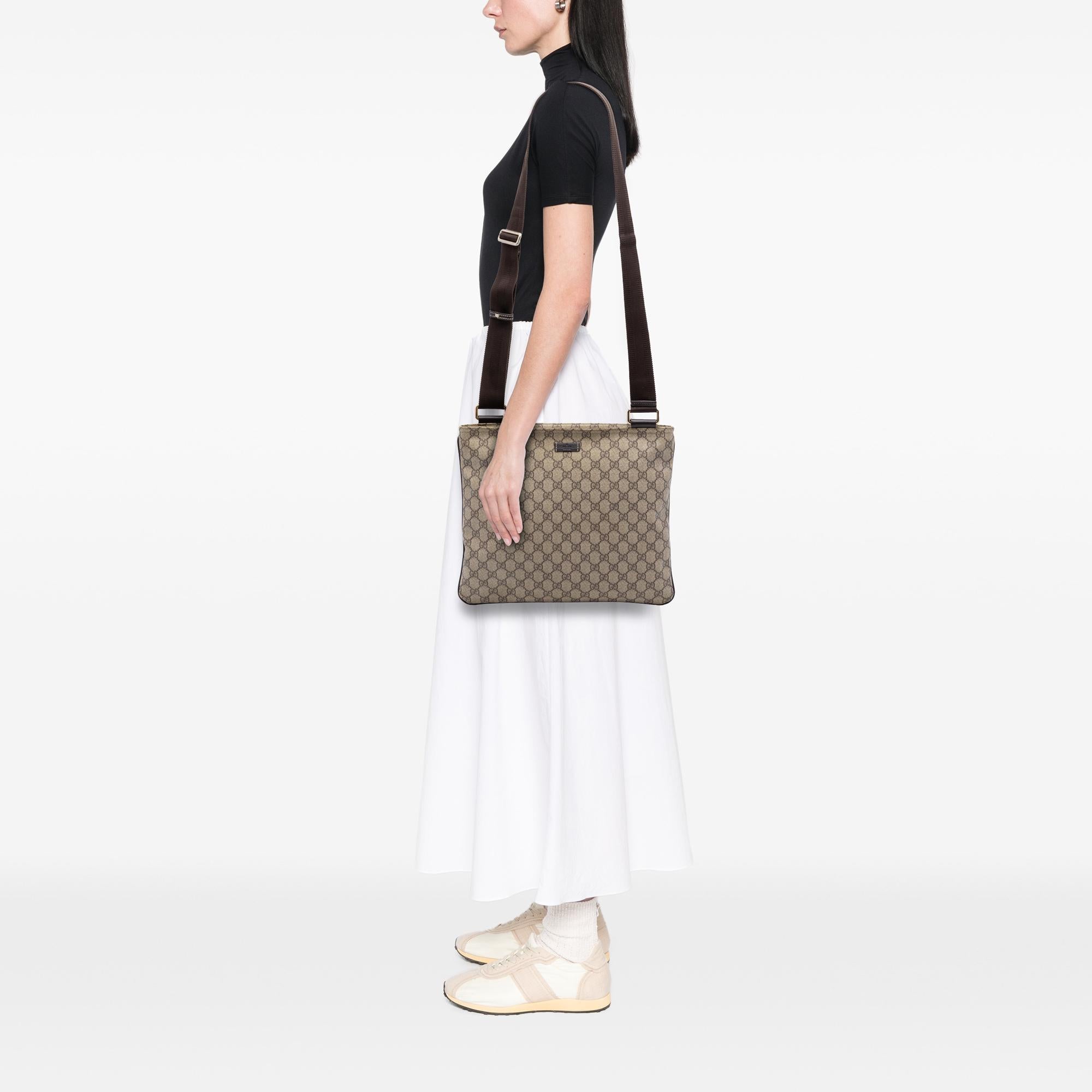 Gucci GG Supreme Crossbody