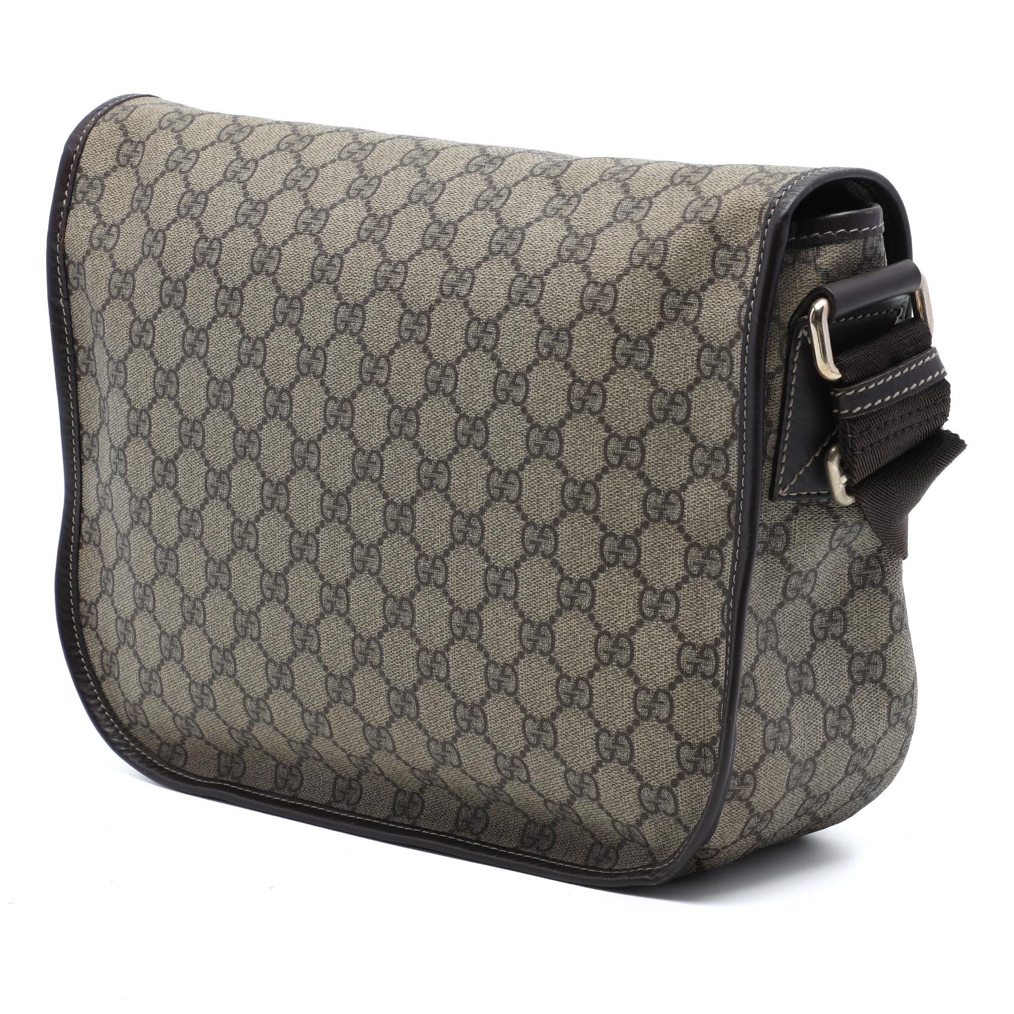Gucci GG Supreme Crossbody