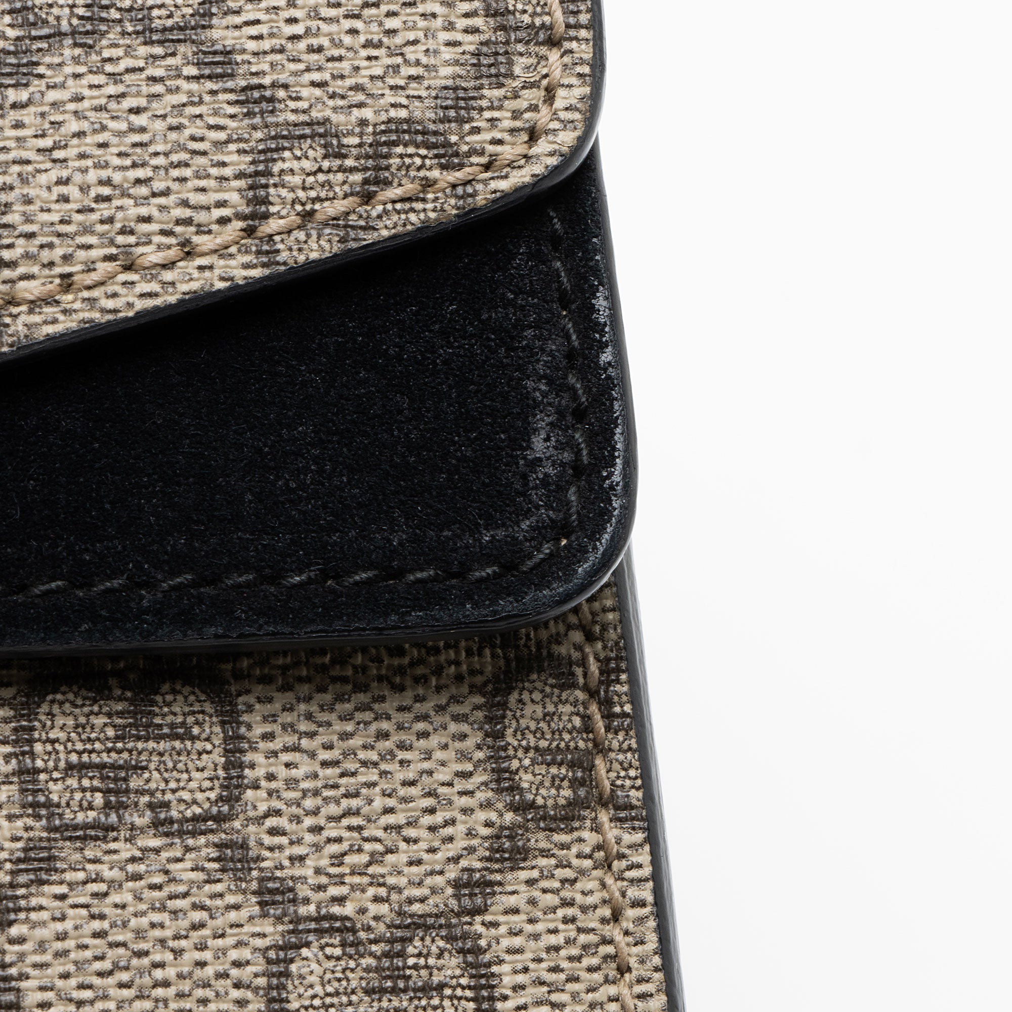 Gucci GG Supreme Dionysus Medium Shoulder Bag