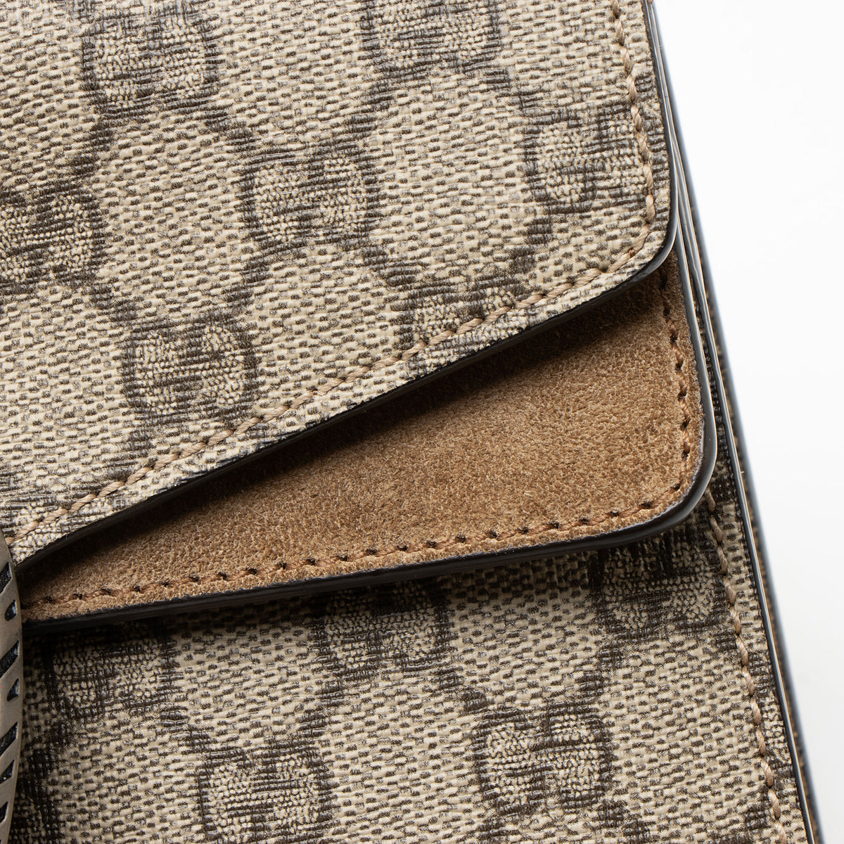 Gucci GG Supreme Dionysus Small Shoulder Bag
