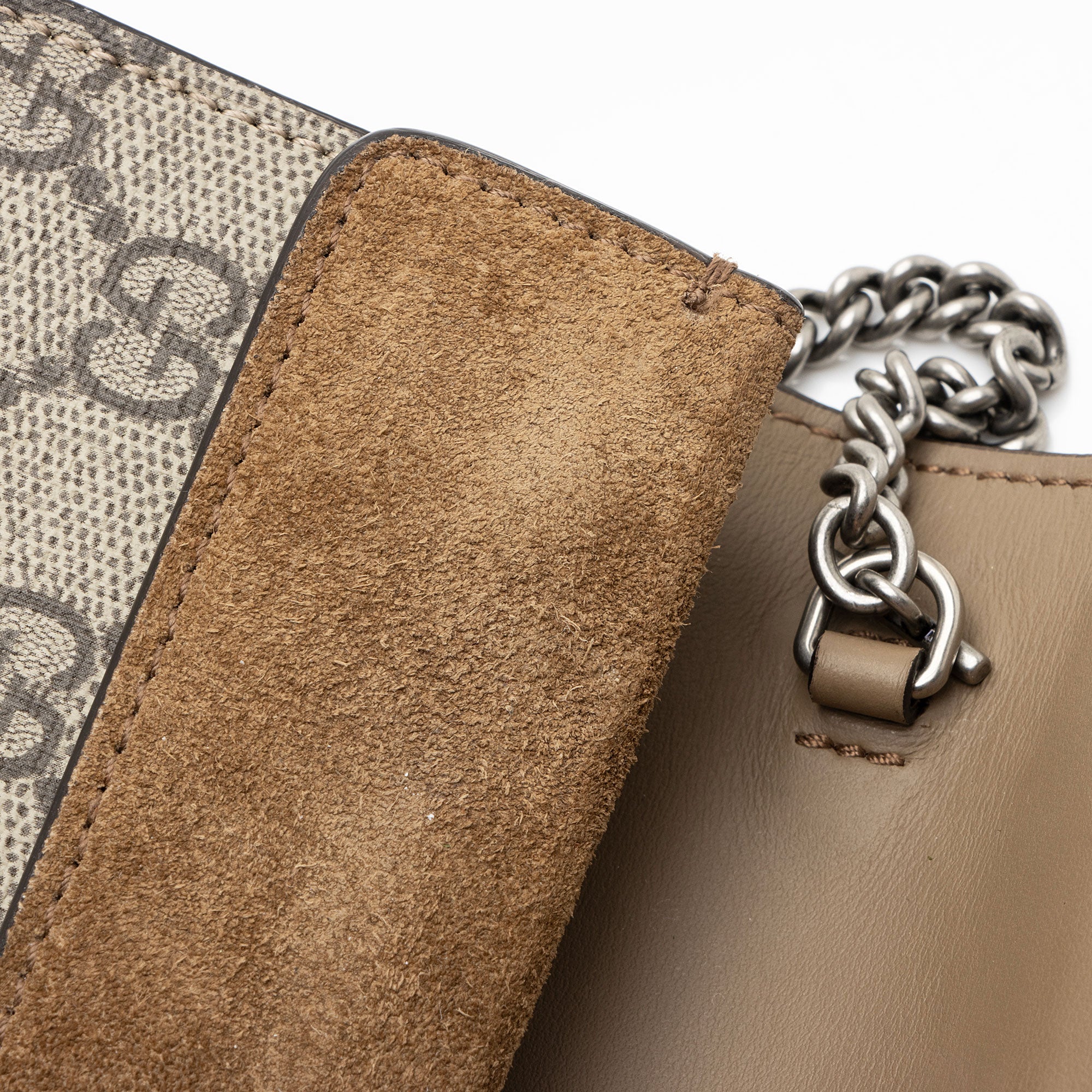 Gucci GG Supreme Dionysus Super Mini Bag (SHF-tAmf4H)