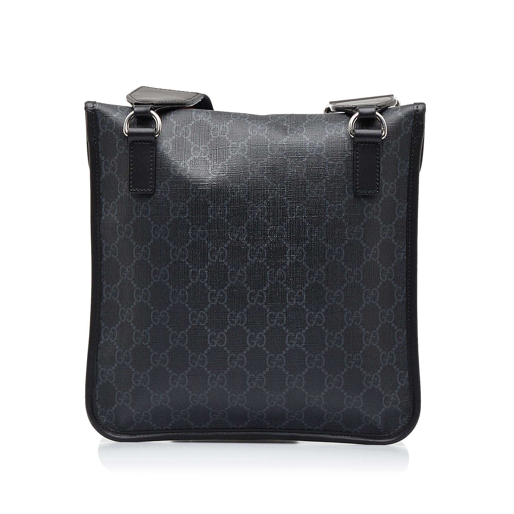 Gucci GG Supreme Envelope Web Crossbody Bag (SHG-XQKQ70)