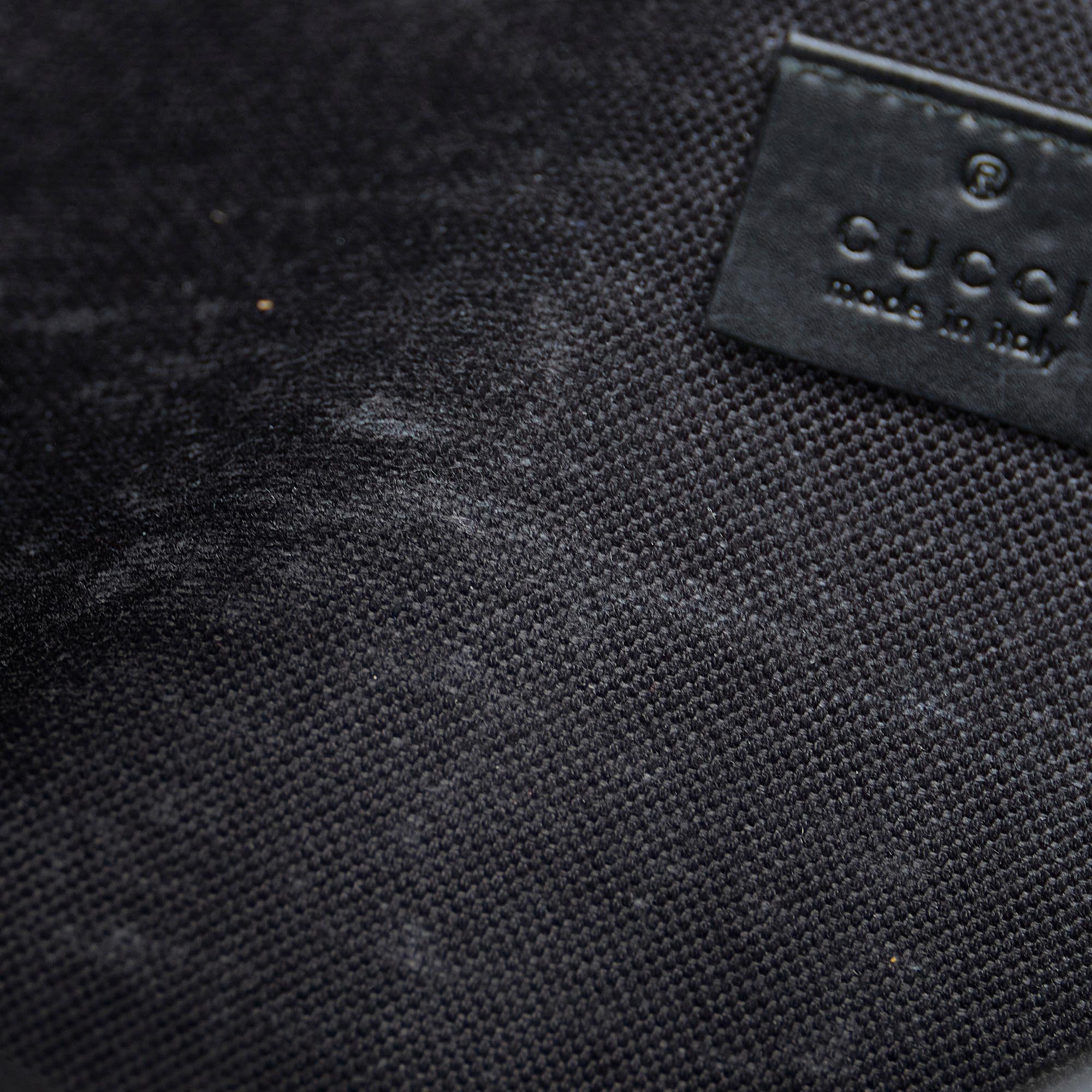 Gucci GG Supreme Envelope Web Crossbody Bag (SHG-XQKQ70)