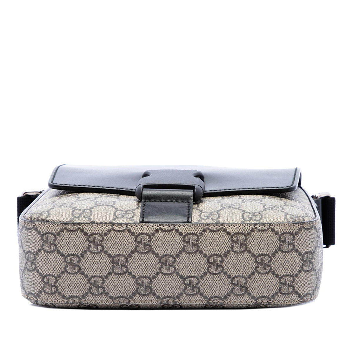 Gucci GG Supreme Flap Messenger Bag